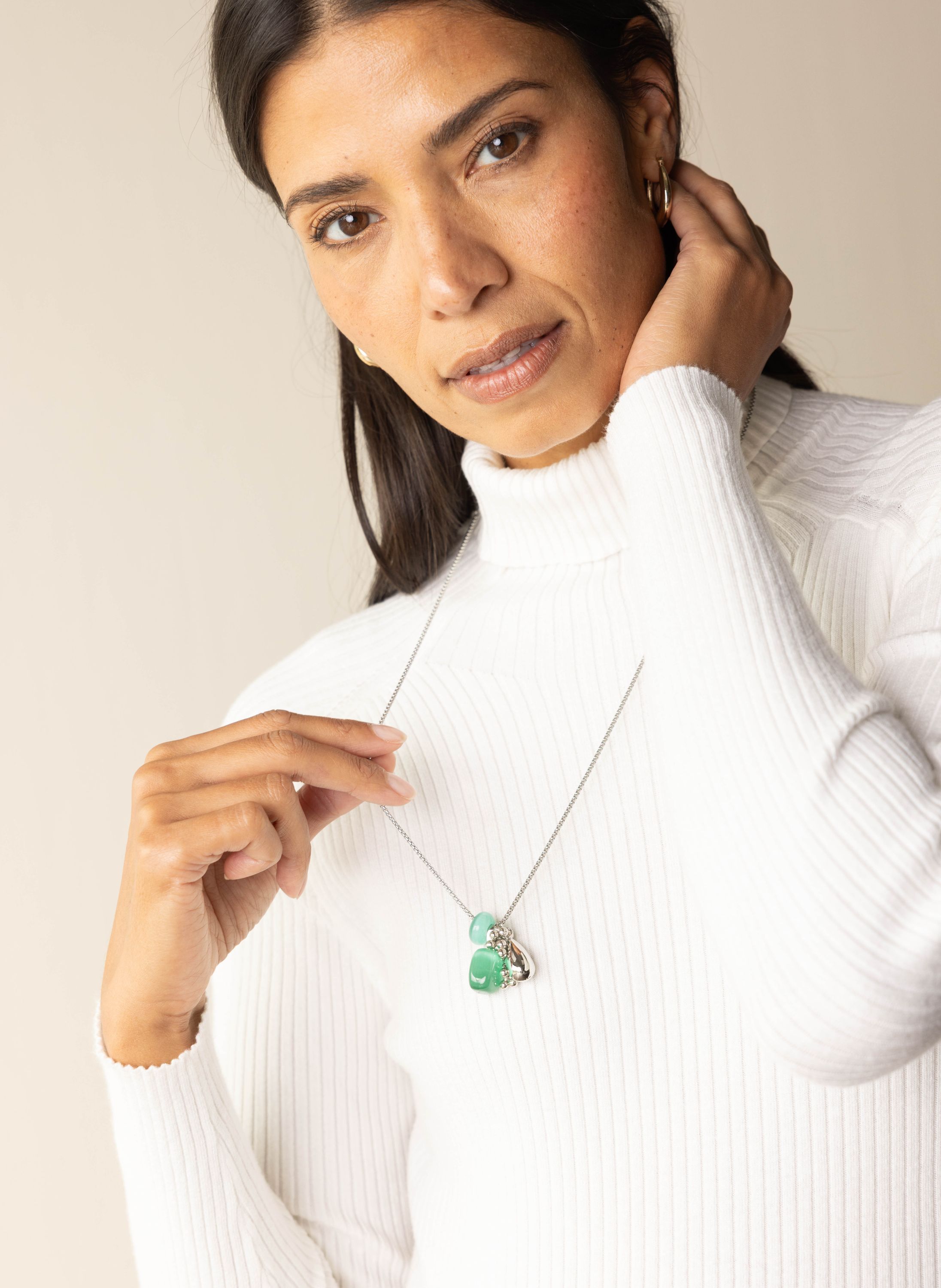 Norah Zilverkleurige ketting met groene stenen silver multicolor 218014-093-ONE