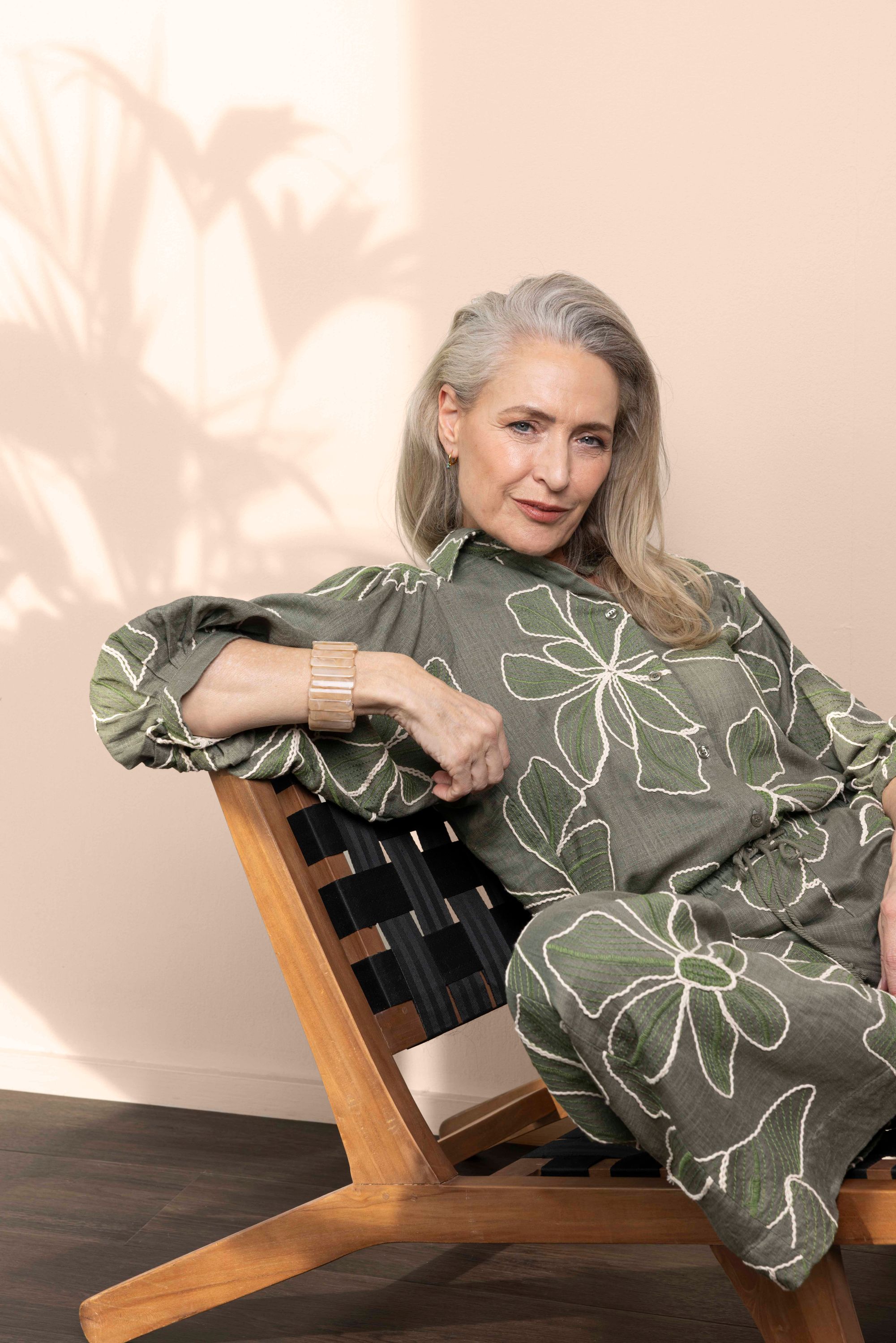 Norah Groene blouse met borduursels green multicolor 218113-520-42