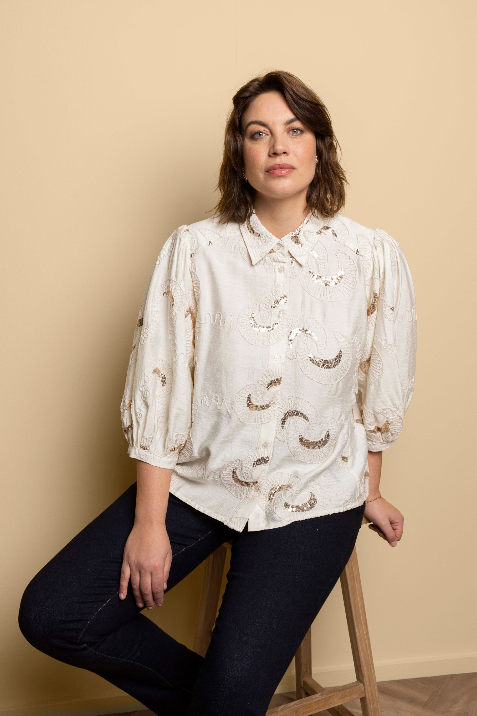 Norah Ecru blouse met pailletten vanilla 218158-104-40
