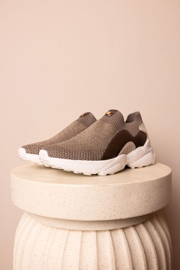 Norah Bruine instapsneaker met contrasterende details brown multicolor 218184-220-38