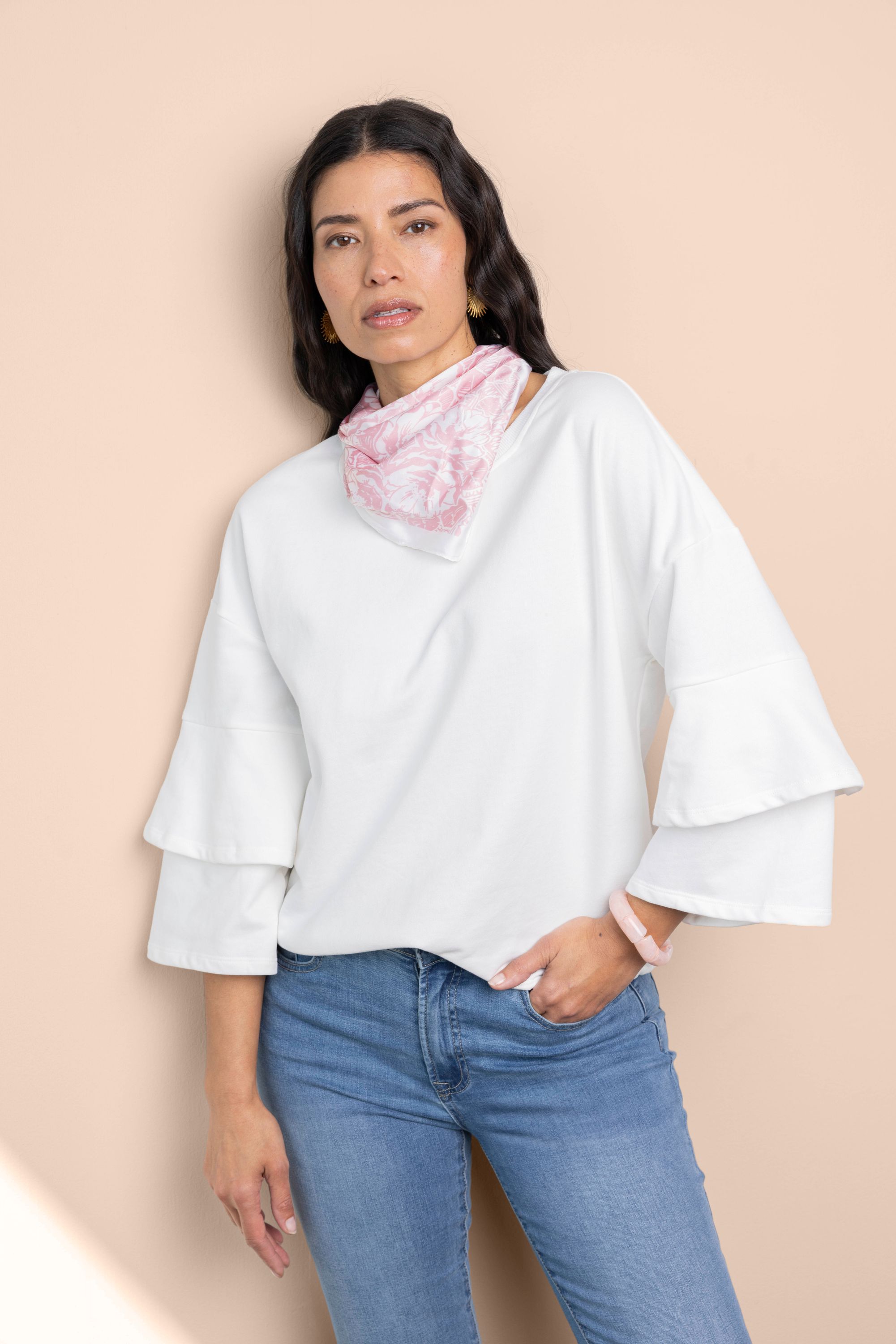 Norah Off-white sweater met volants off-white 218209-101-38