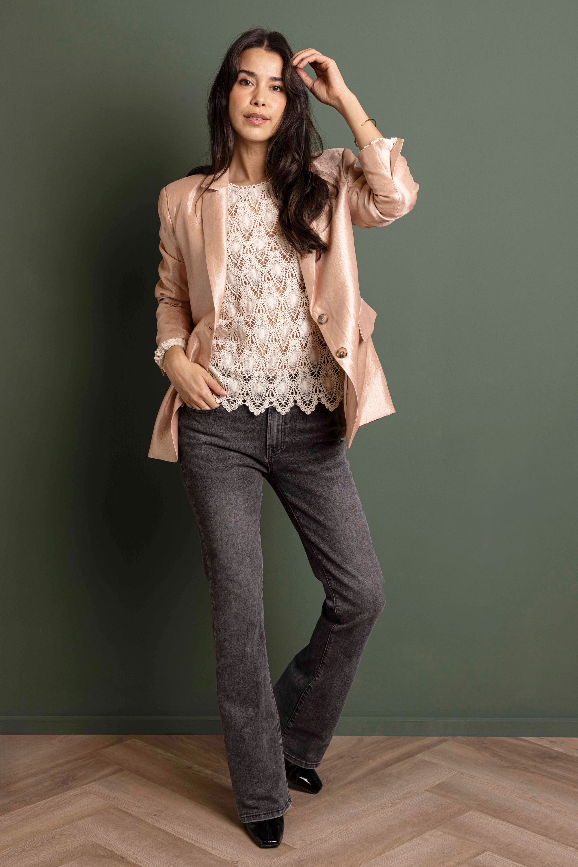 Norah Rosé goudkleurige blazer met glans champagne 218230-103-36