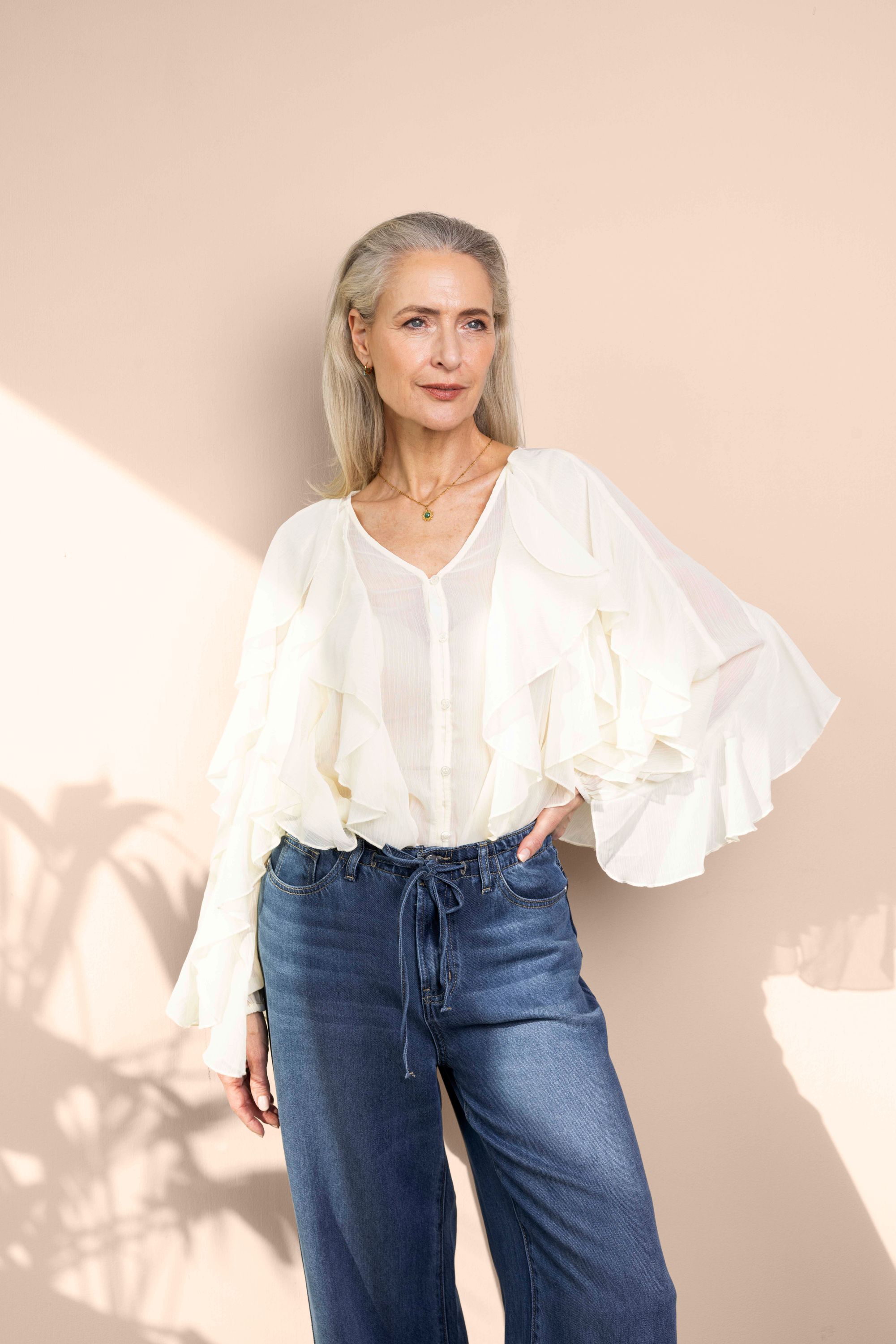 Norah Crèmekleurige blouse met ruffles vanilla 218267-104-44