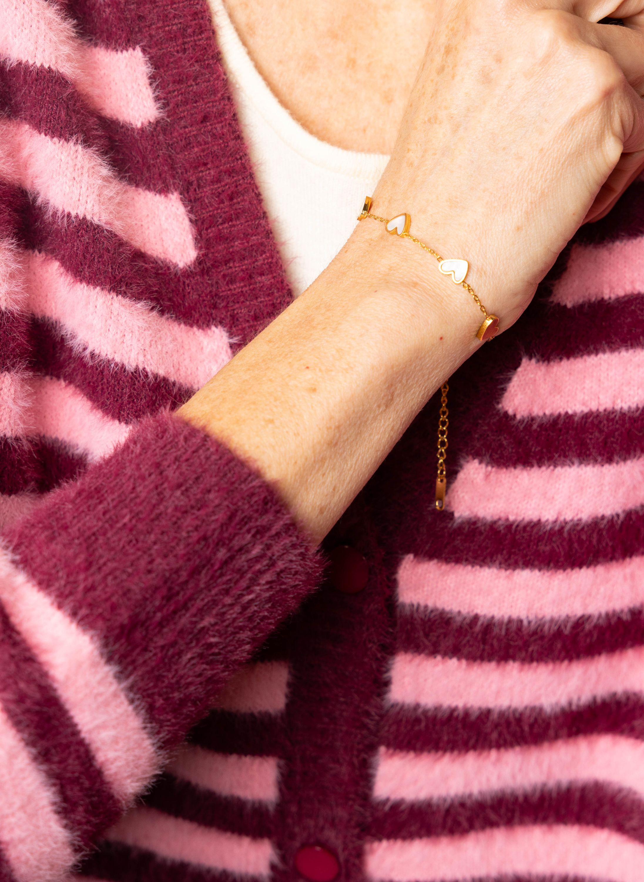 Norah Goudkleurige armband met witte hartjes gold multicolor 218285-198-ONE