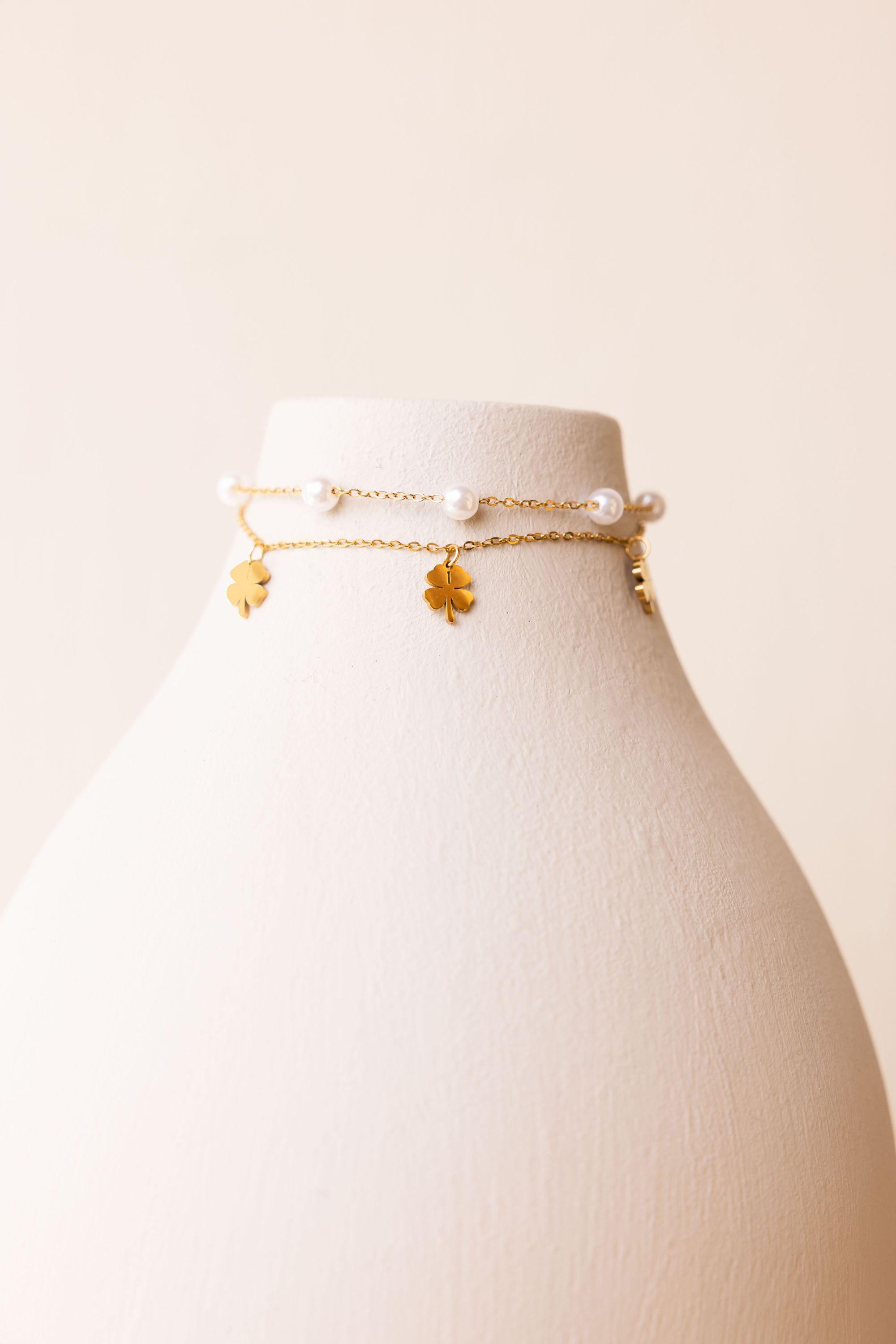 Norah Goudkleurige dubbele armband met klavertjes gold multicolor 218289-198-ONE