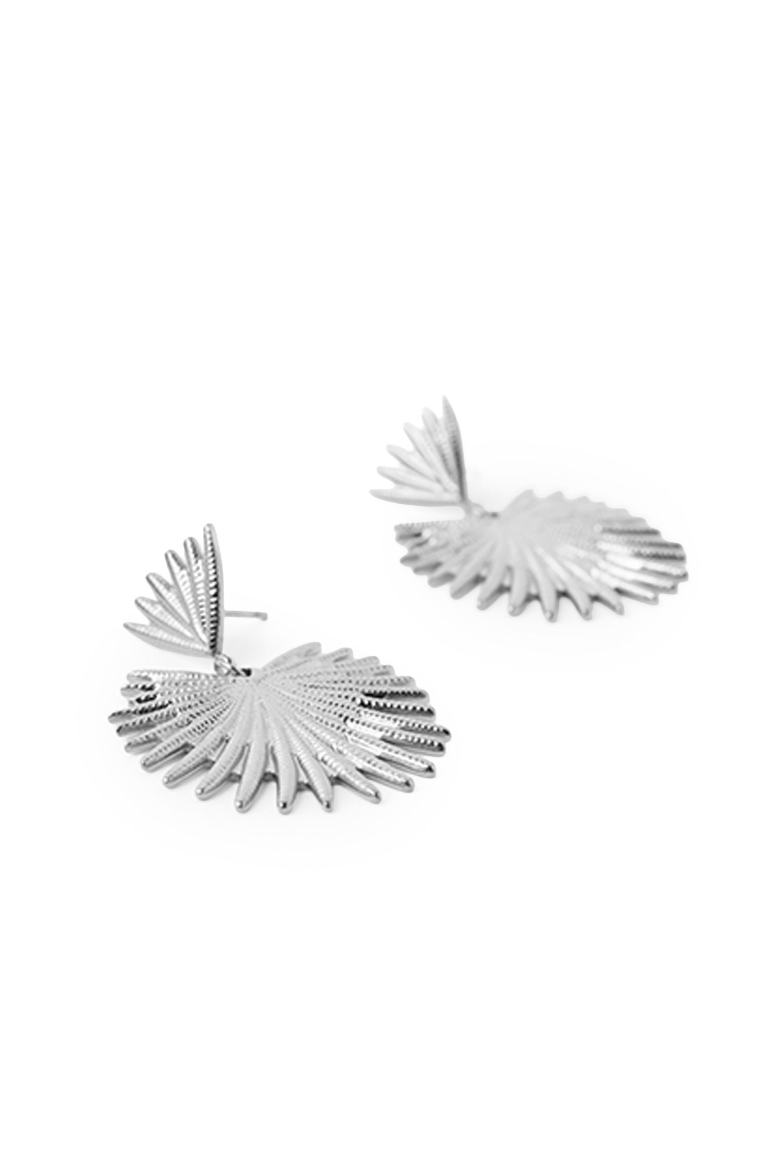 Norah Zilverkleurige oorbellen met bladdesgin silver 218513-099-ONE