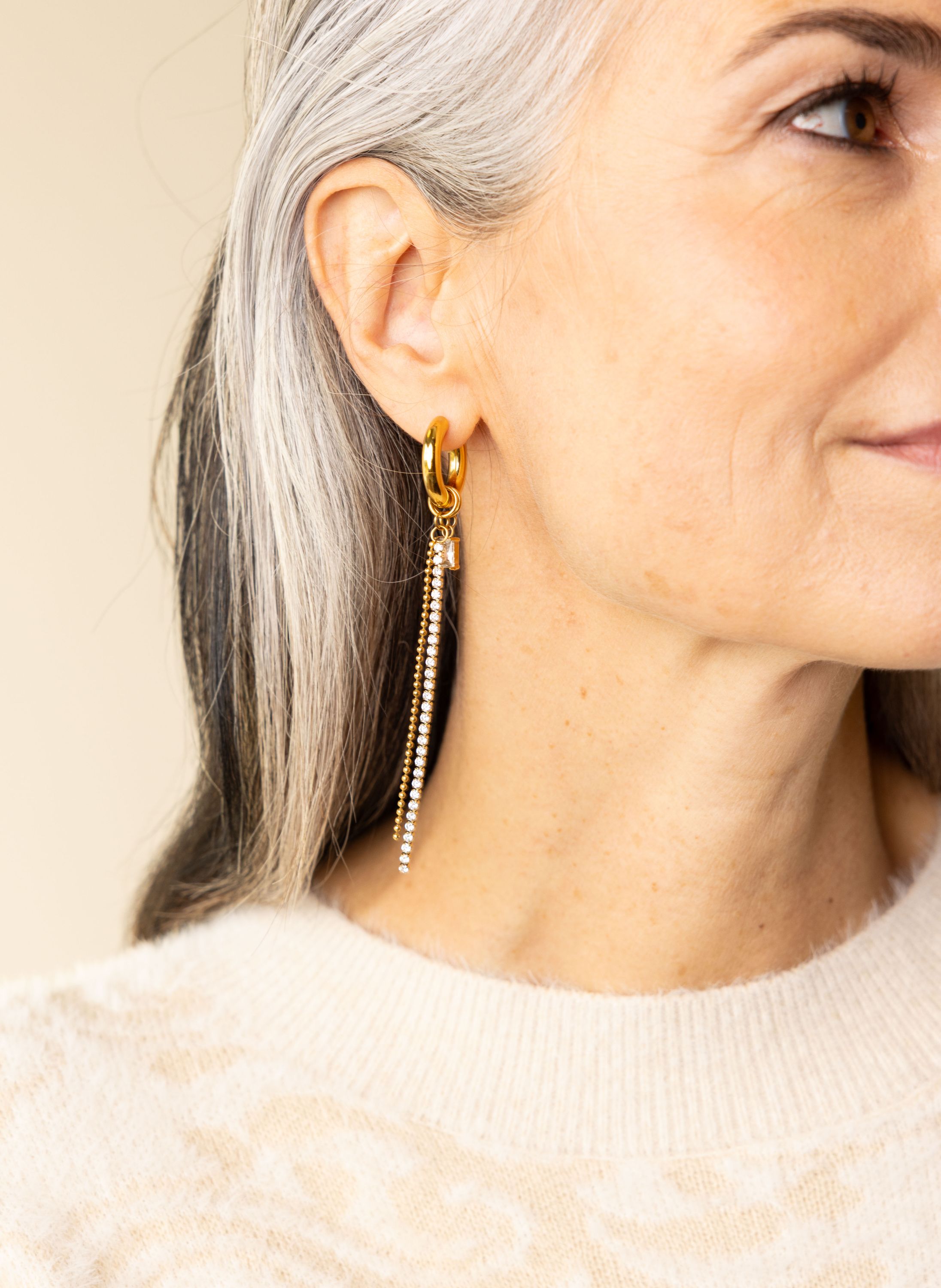 Norah Goudkleurige oorbellen met hangers gold multicolor 218534-198-ONE