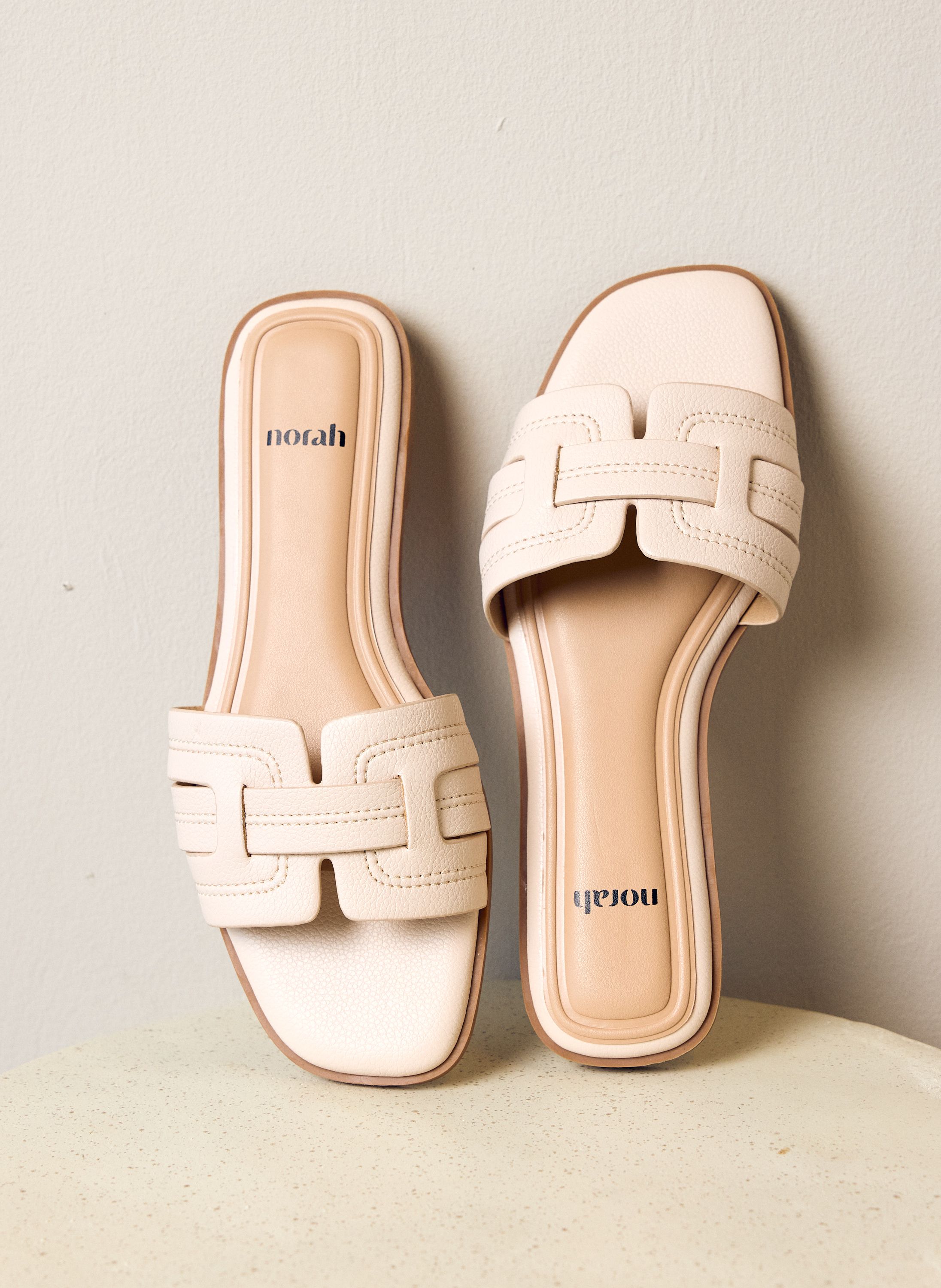 Norah Beige slipper met brede band peach 218641-703-37