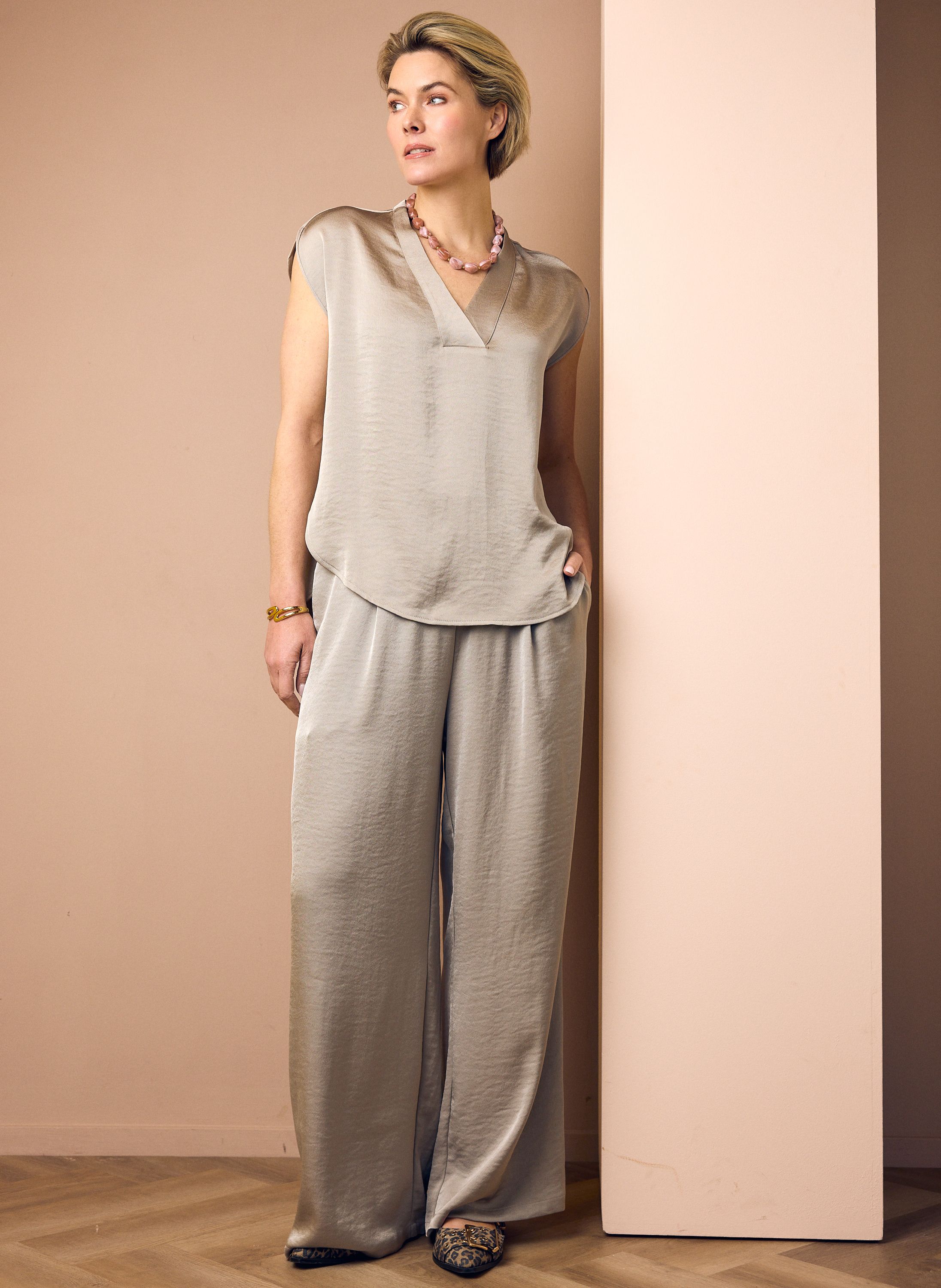 Norah Wide fit broek | Grijs | Satijn light grey 218657-051-42