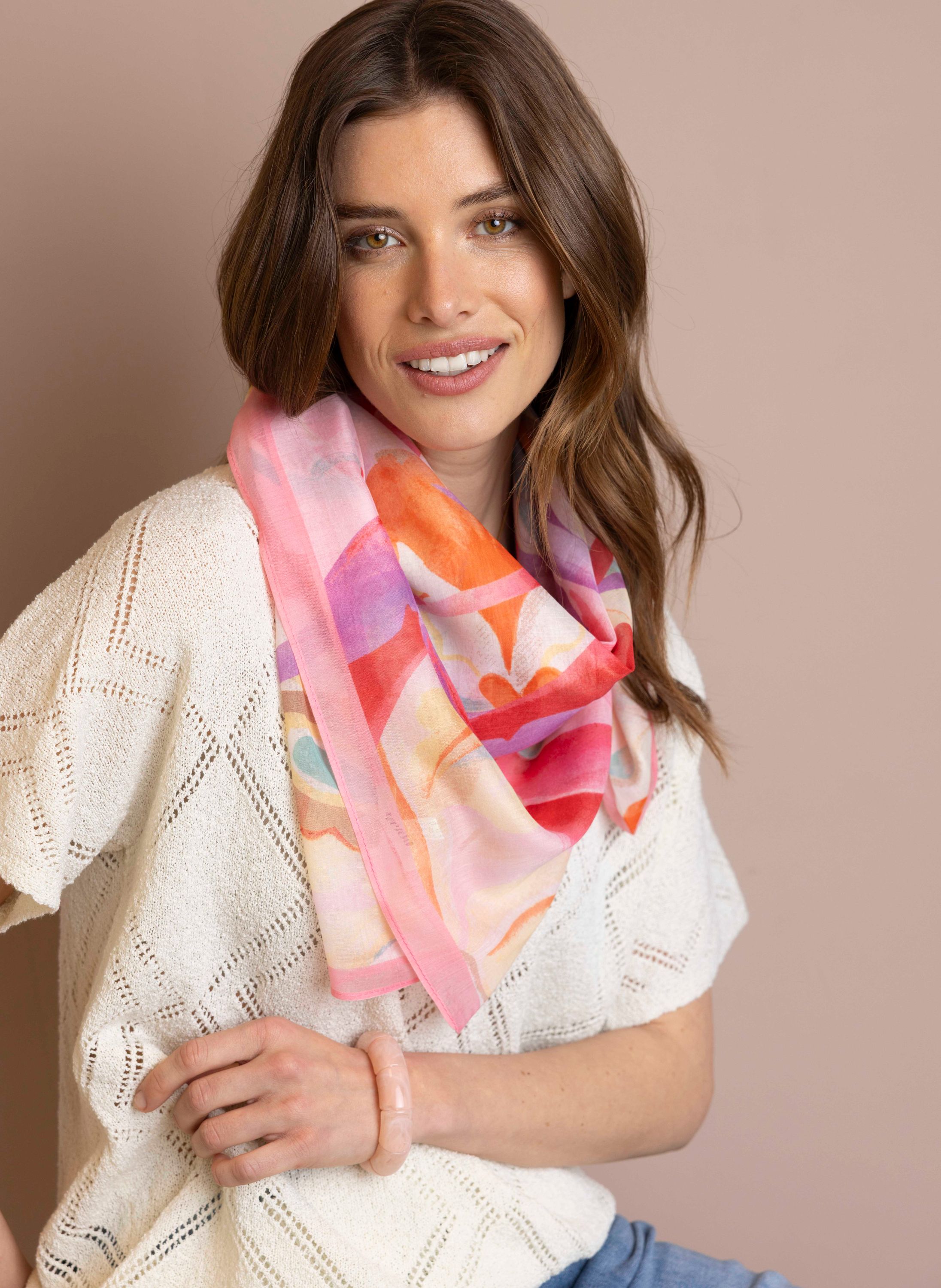 Norah Roze sjaal met bloemen pink multicolor 218682-920-ONE