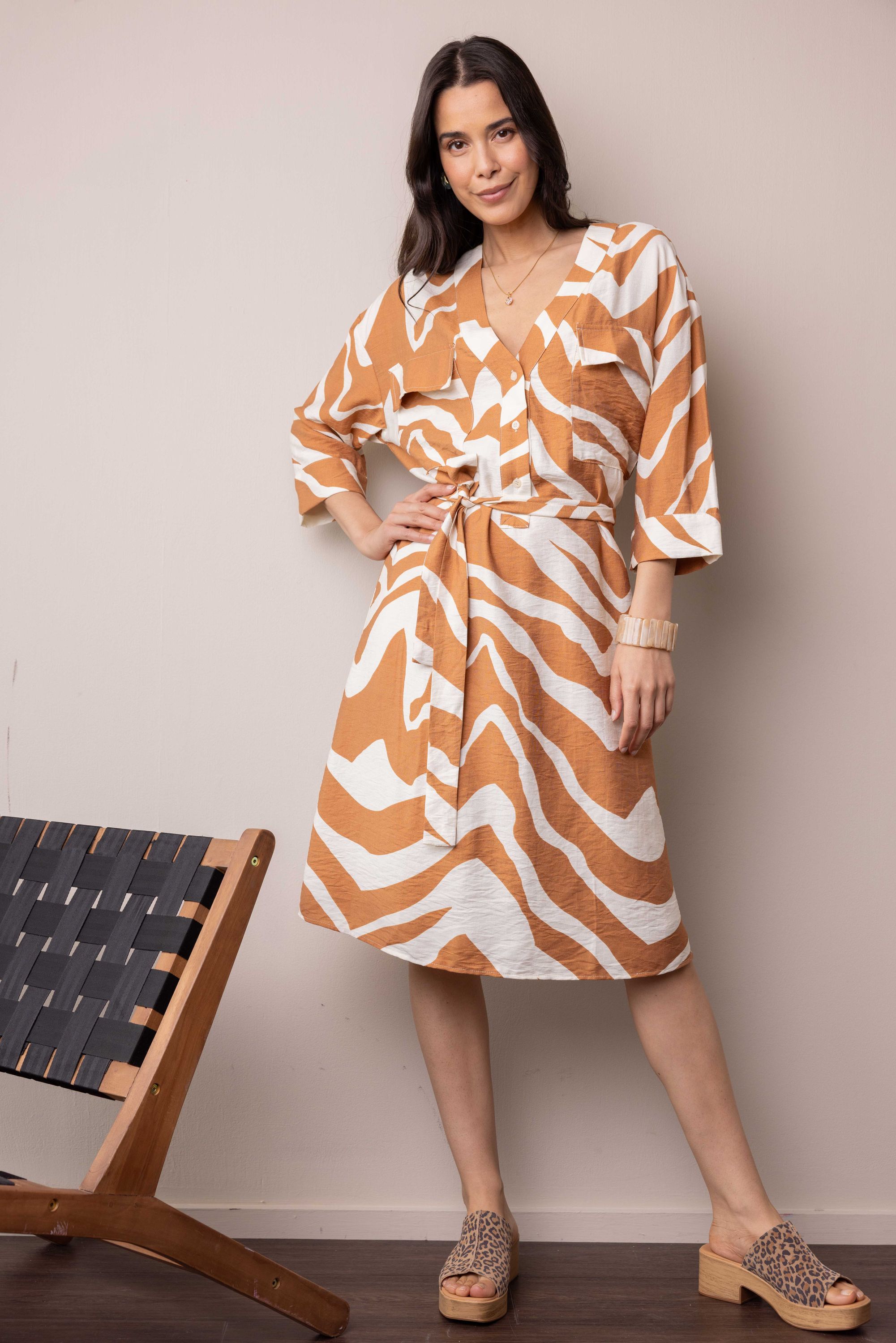 Norah Bruin/ecru midi jurk met golvende print mocca 218727-202-36