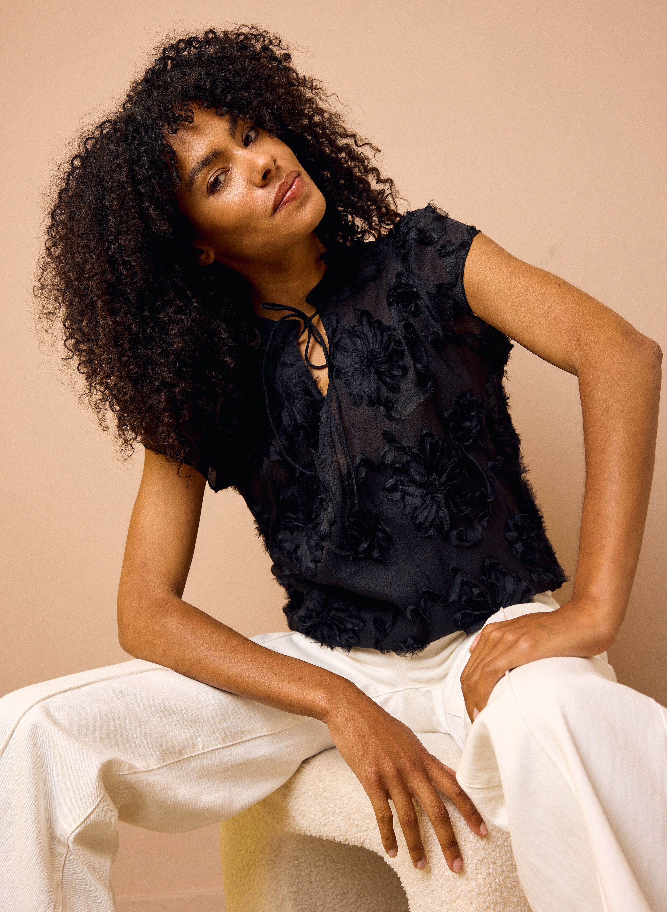 Norah Zwarte blouse met bloemen black 218739-001-36