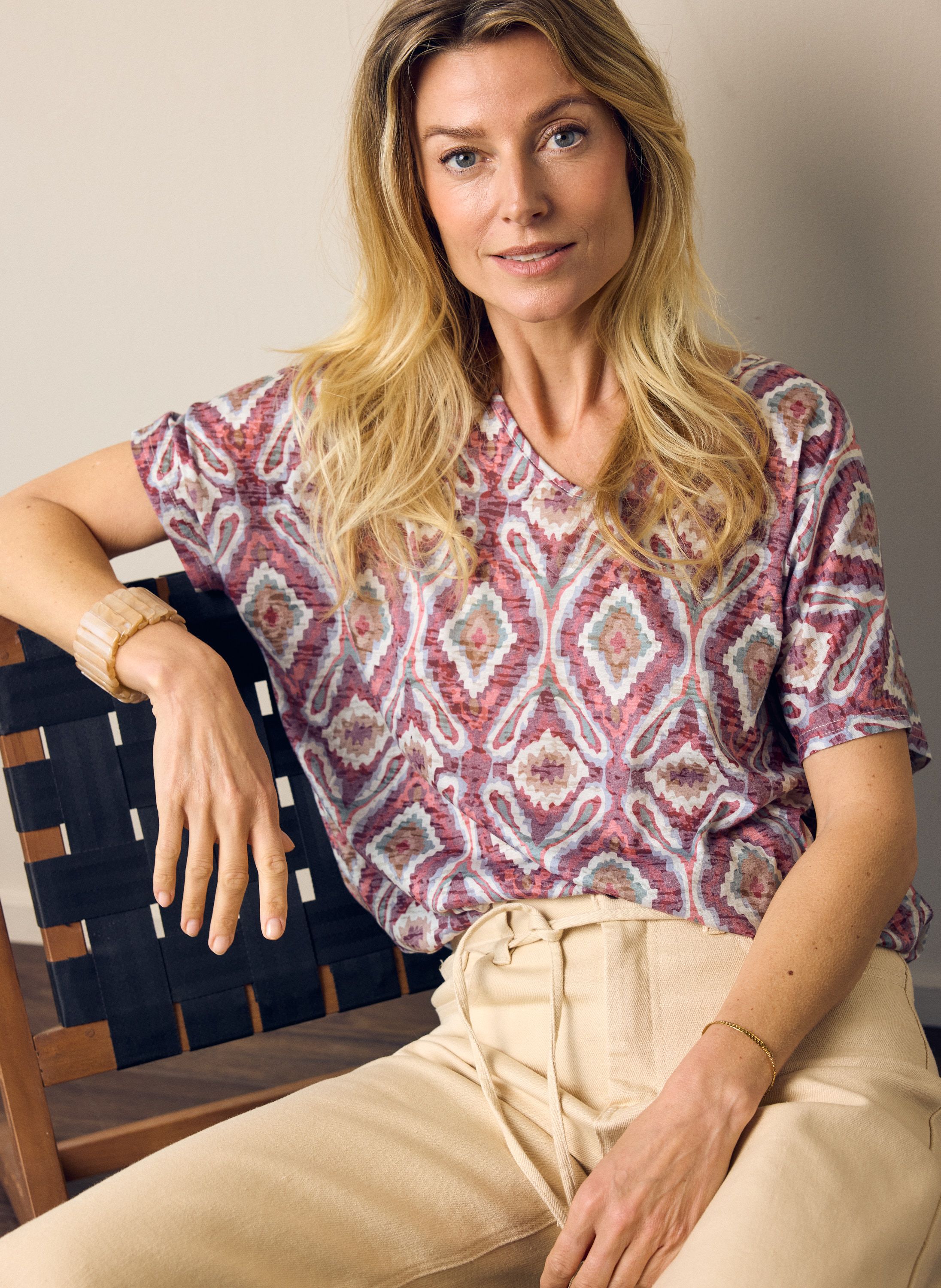 Norah Roze shirt met grafische print dark rose multicolor 218808-996-34