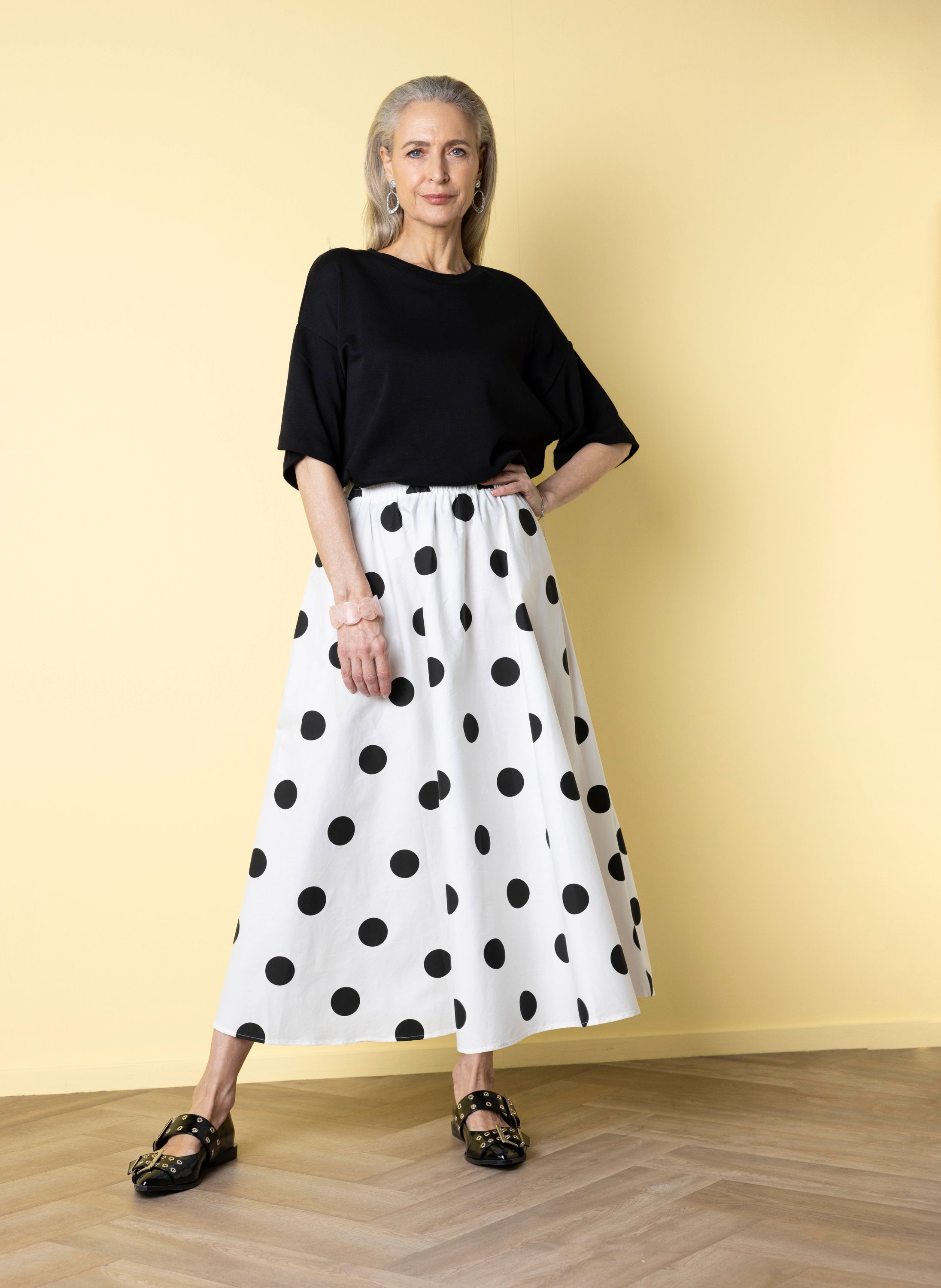 Norah Zwart/witte polkadot maxi rok black/white 218901-031-42-44