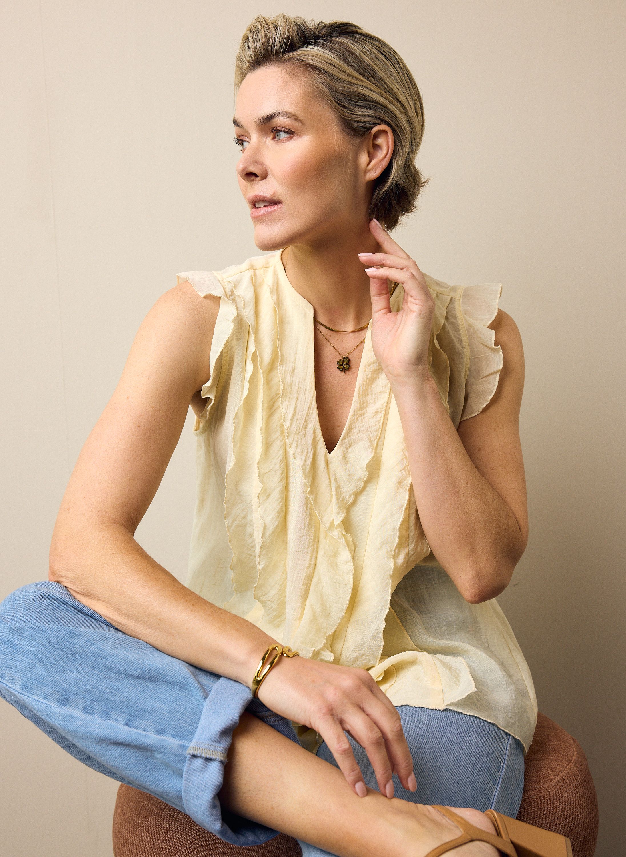 Norah Ecru ruffle top vanilla 218918-104-40