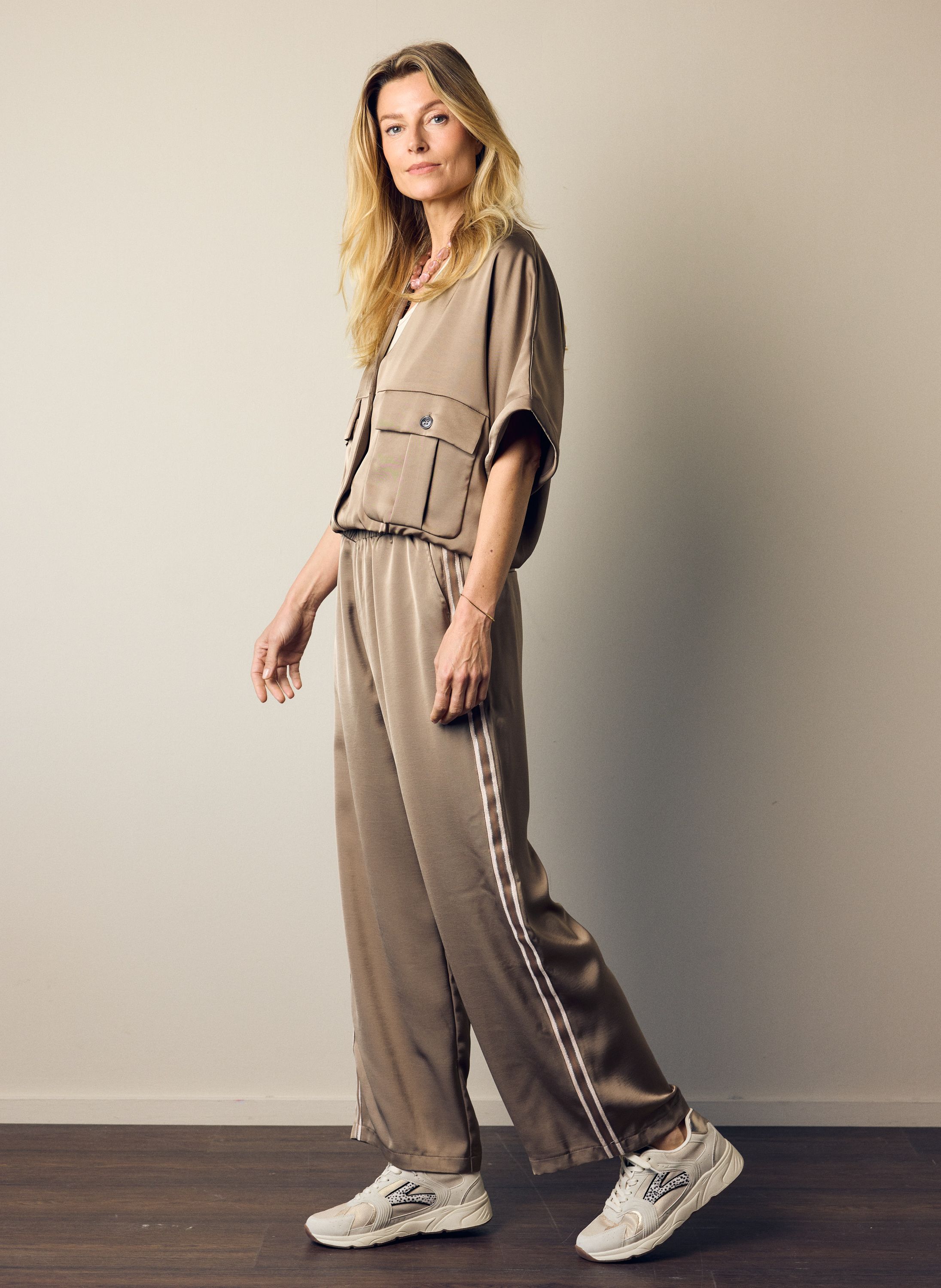 Norah Wide fit broek | Taupe | Satijn taupe 218949-204-46