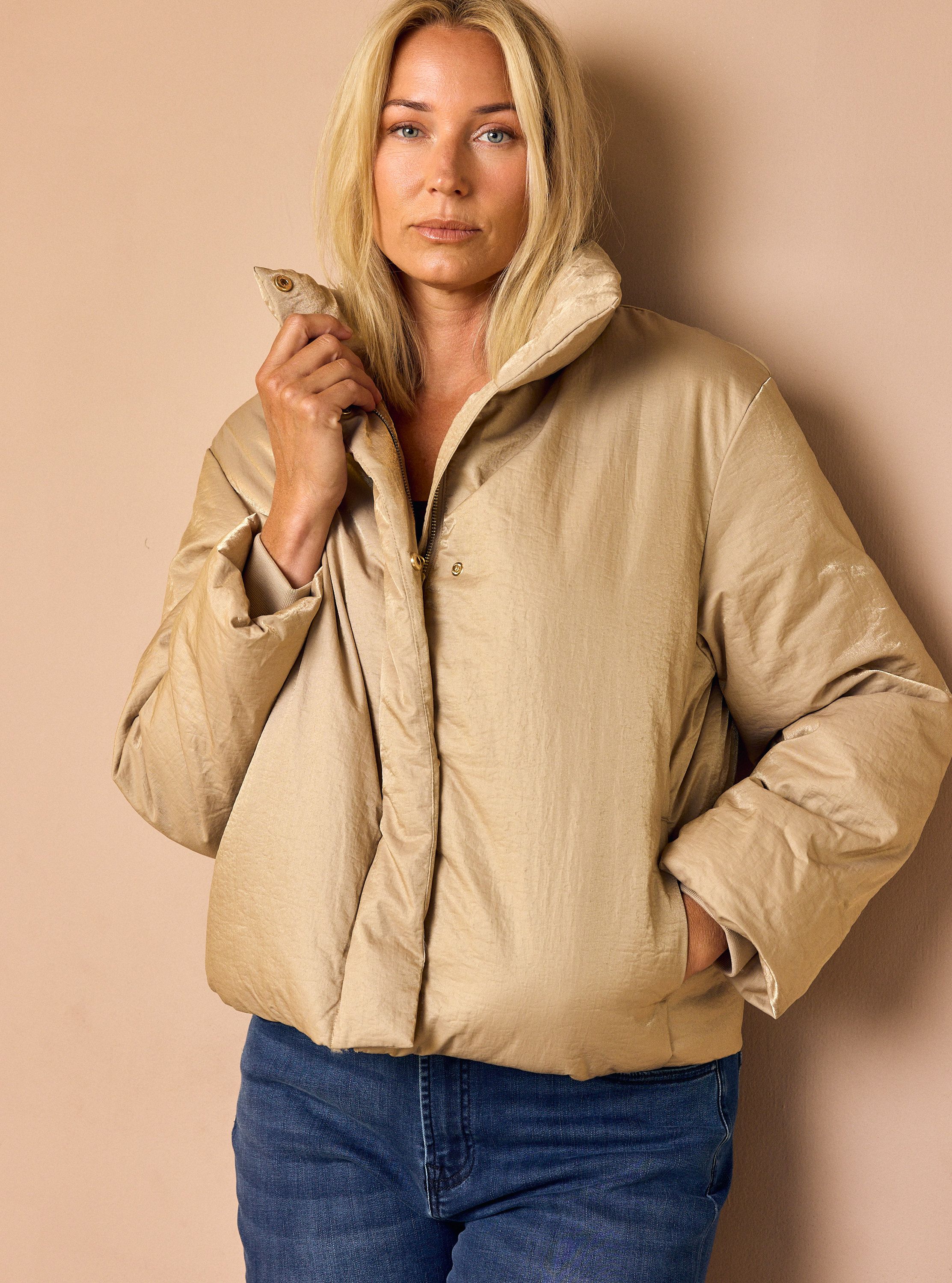 Norah Champagnekleurige pufferjas champagne 219079-103