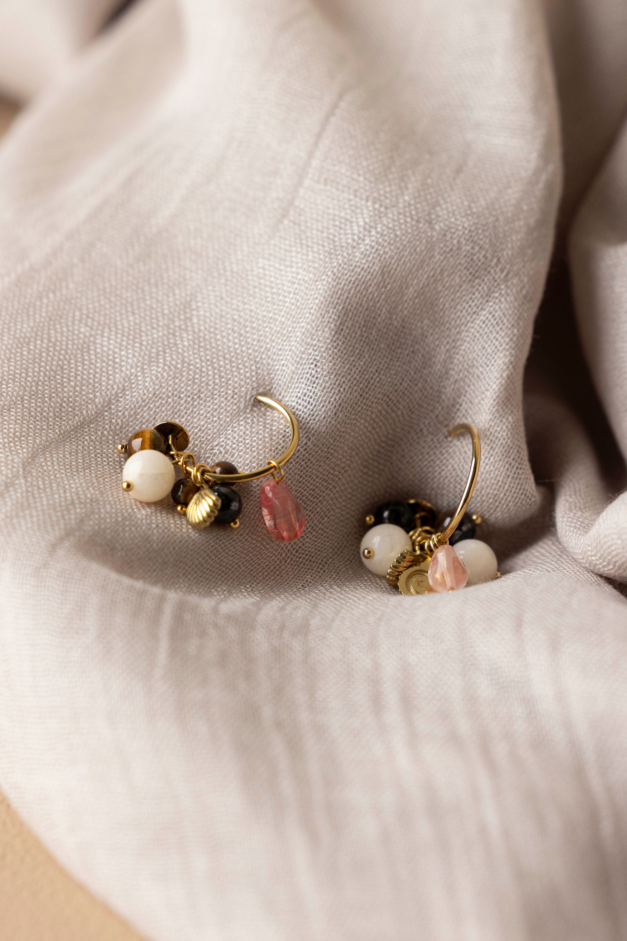 Norah Goudkleurige oorbellen met kralen gold multicolor 219116-198-ONE