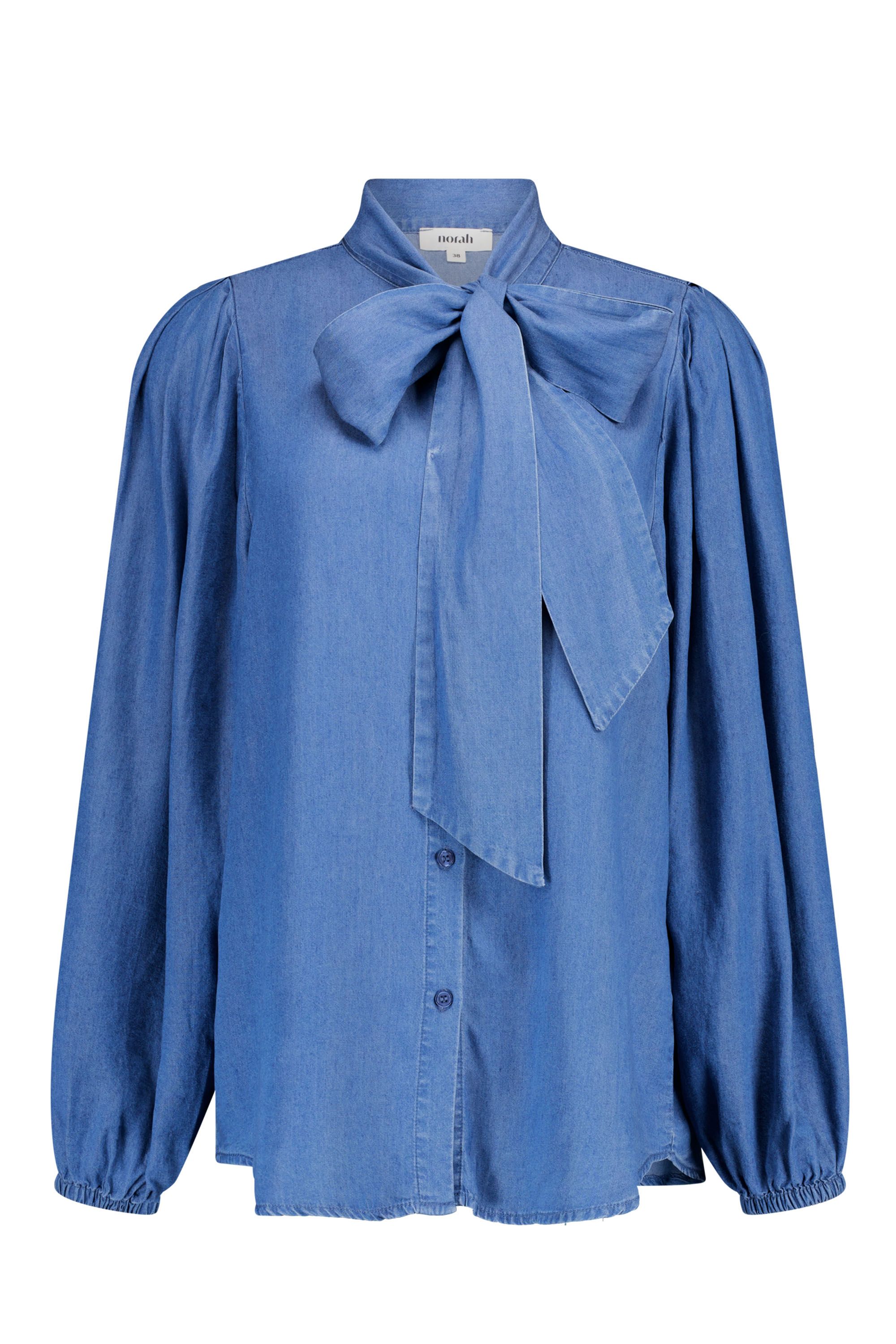 Norah Blauwe denim blouse met strikdetail mid denim 219247-479