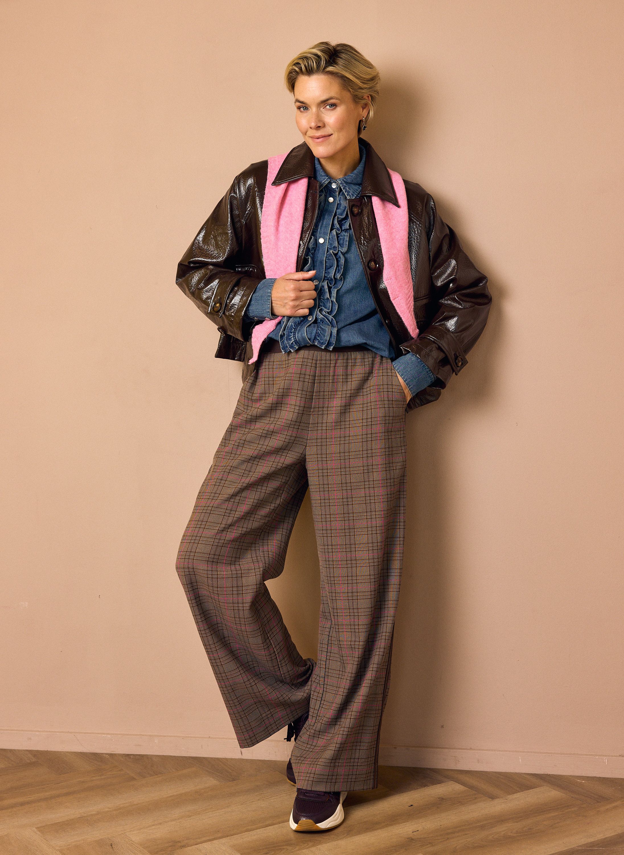 Norah Wide fit broek | Bruin/roze | Ruit brown multicolor 219483-220