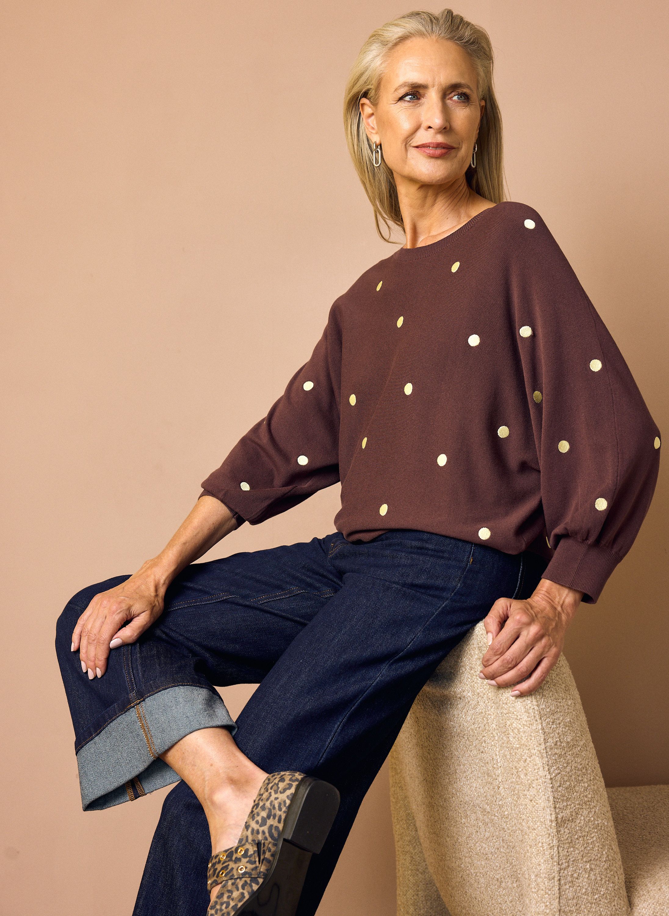 Norah Bruine fijngebreide trui met polkadots brown 219736-200