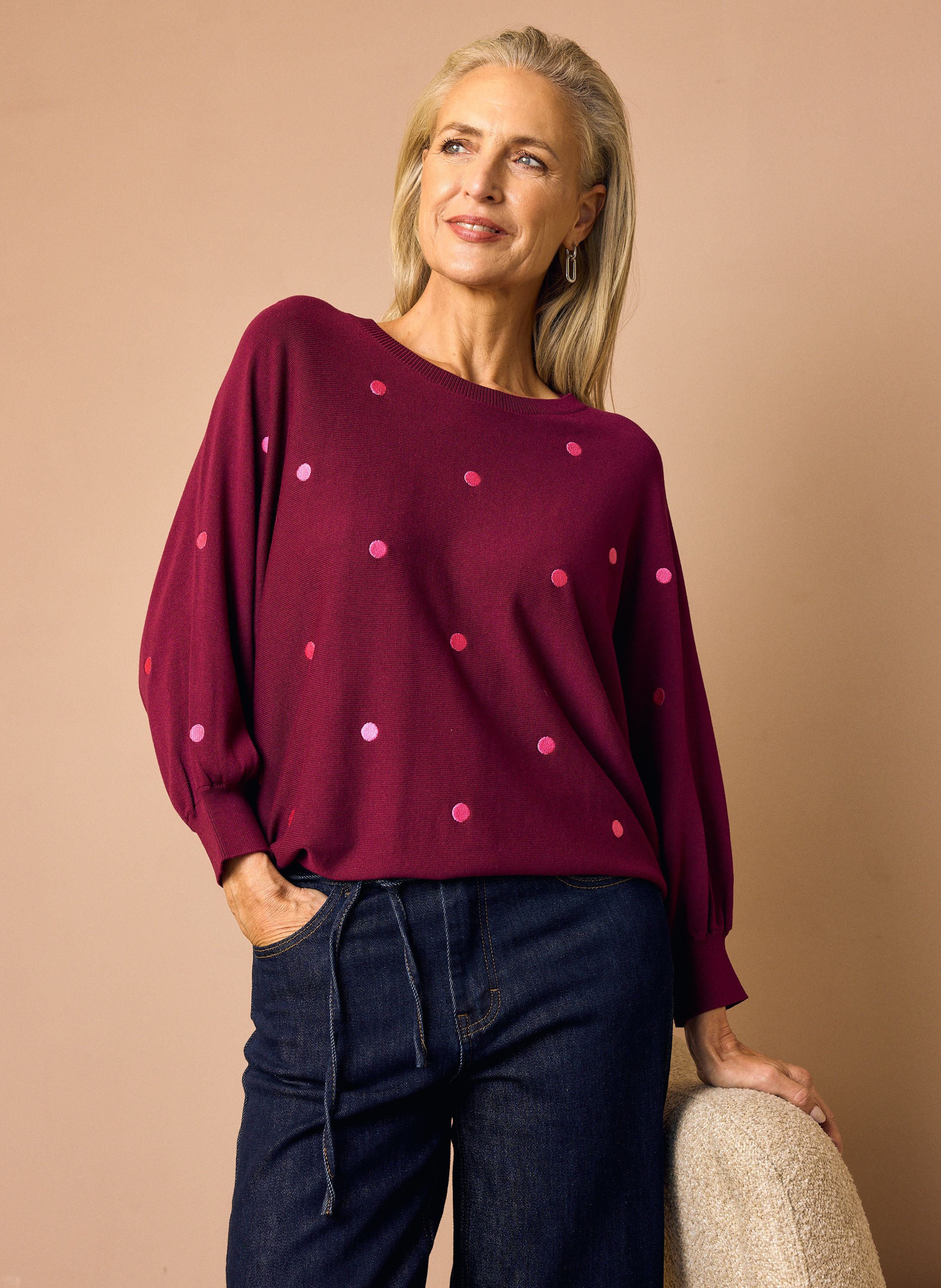 Norah Rode fijngebreide trui met polkadots wine red 219736-697