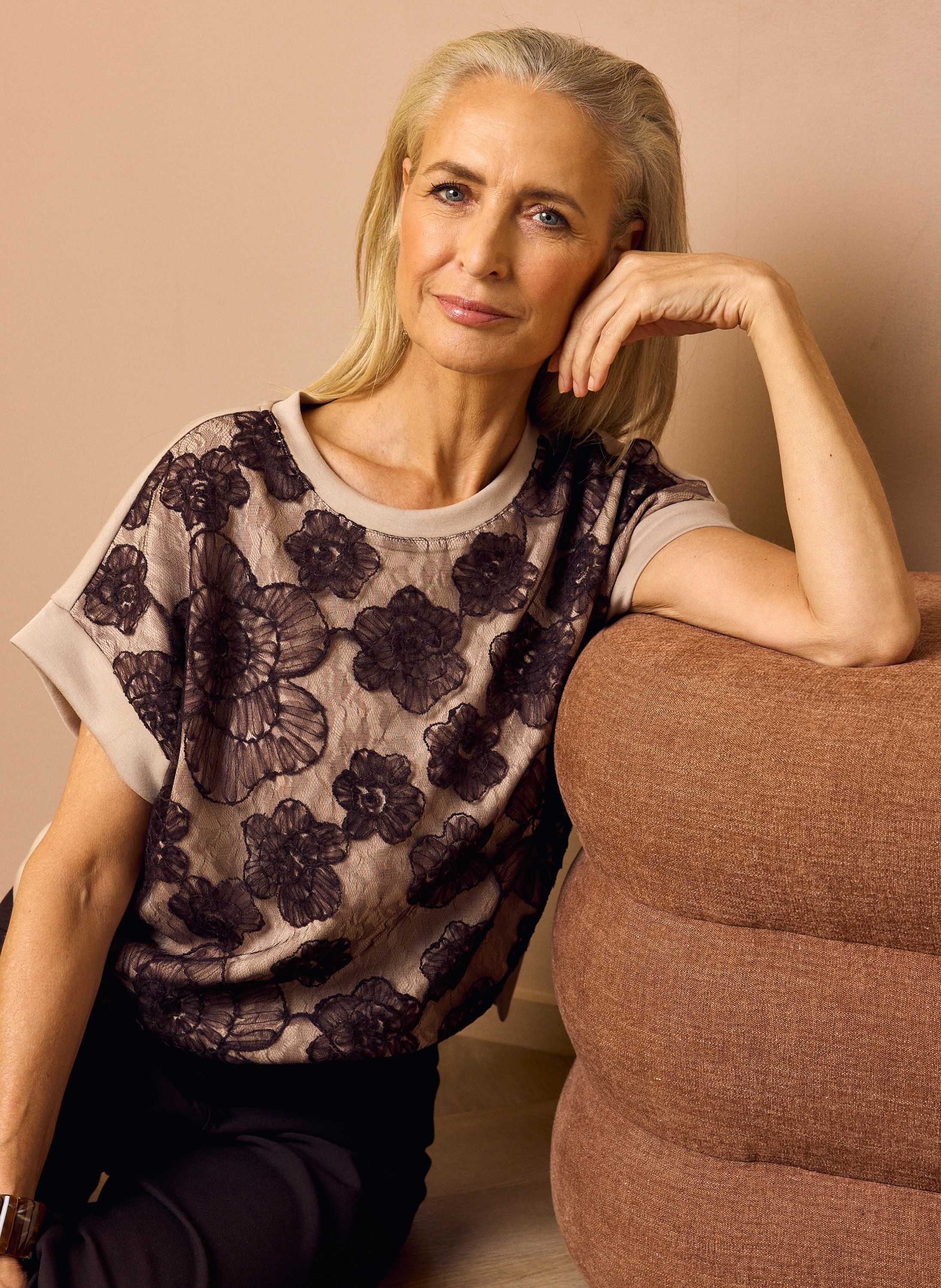 Norah Zandkleurig shirt met bloemen sand multicolor 219829-121