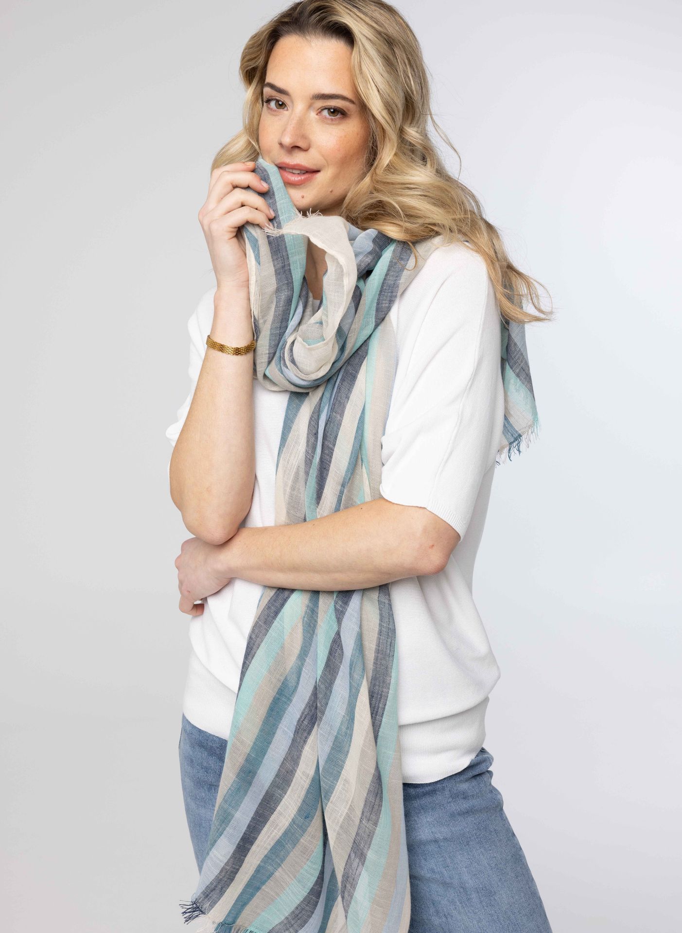 Norah Blauw gestreepte sjaal blue multicolor 214398-420