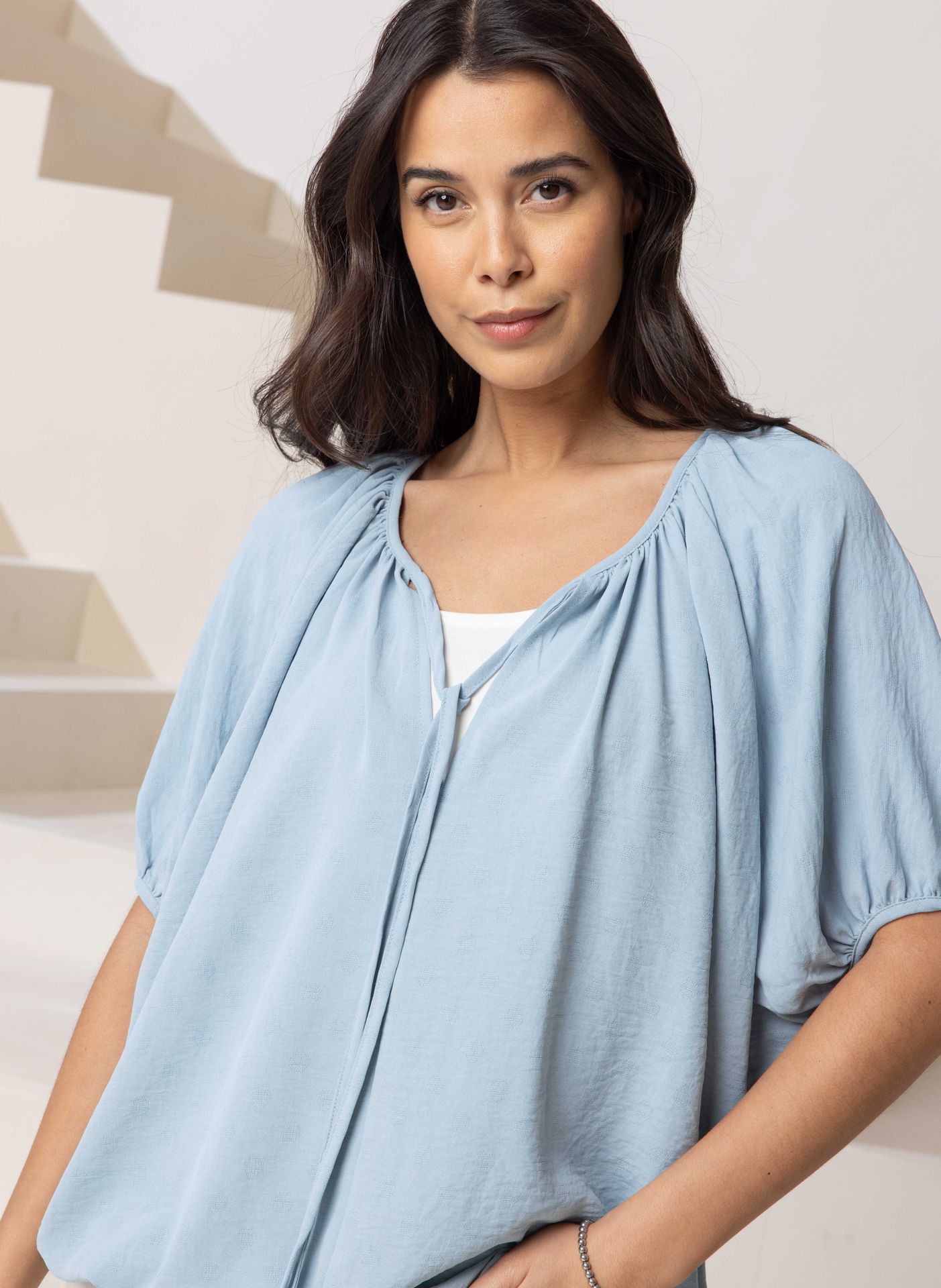Norah Blauwe blouse met koordjes denim blue 213707-472