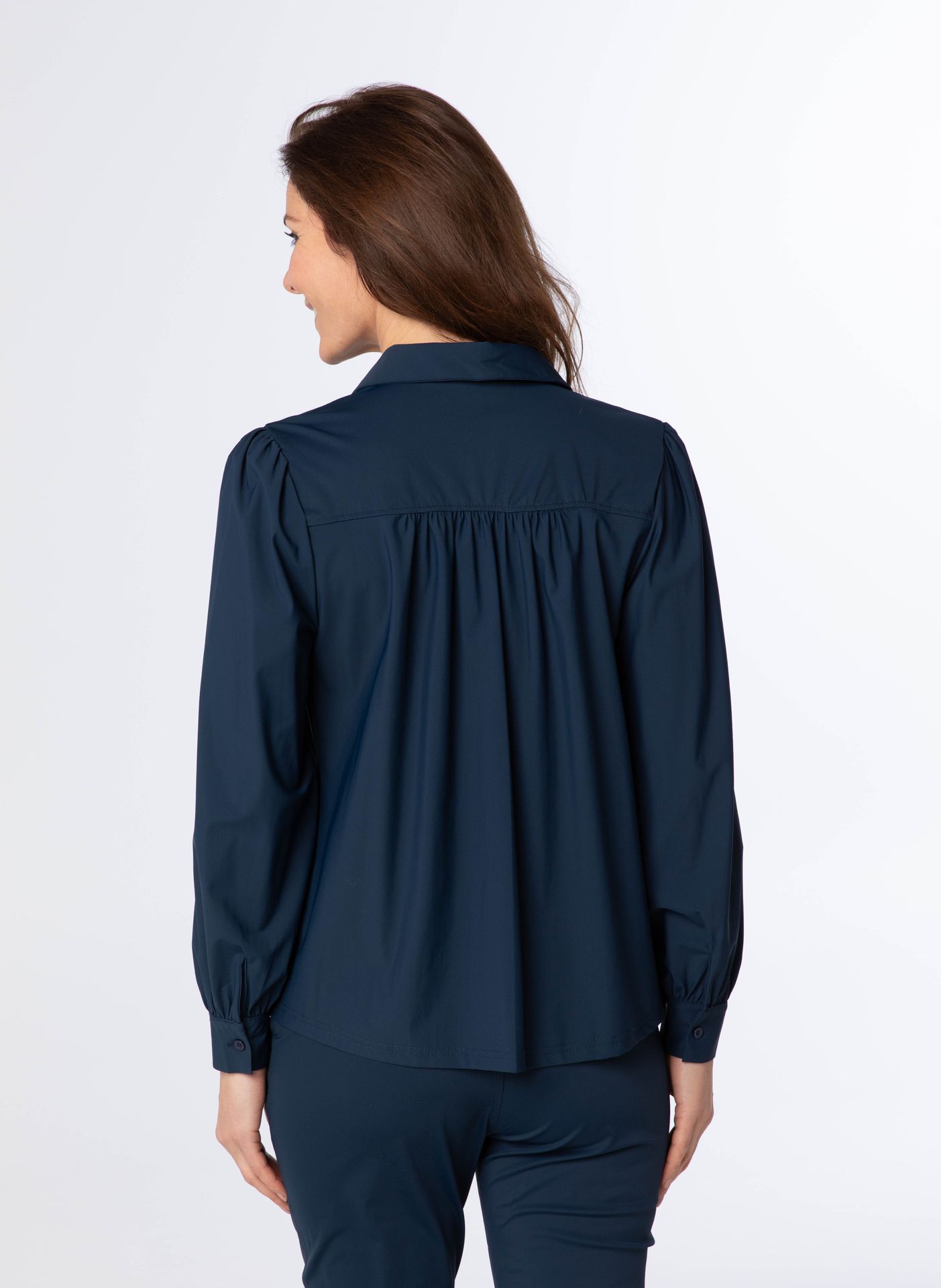 Norah Blauwe blouse van travelstof dark blue 213470-499