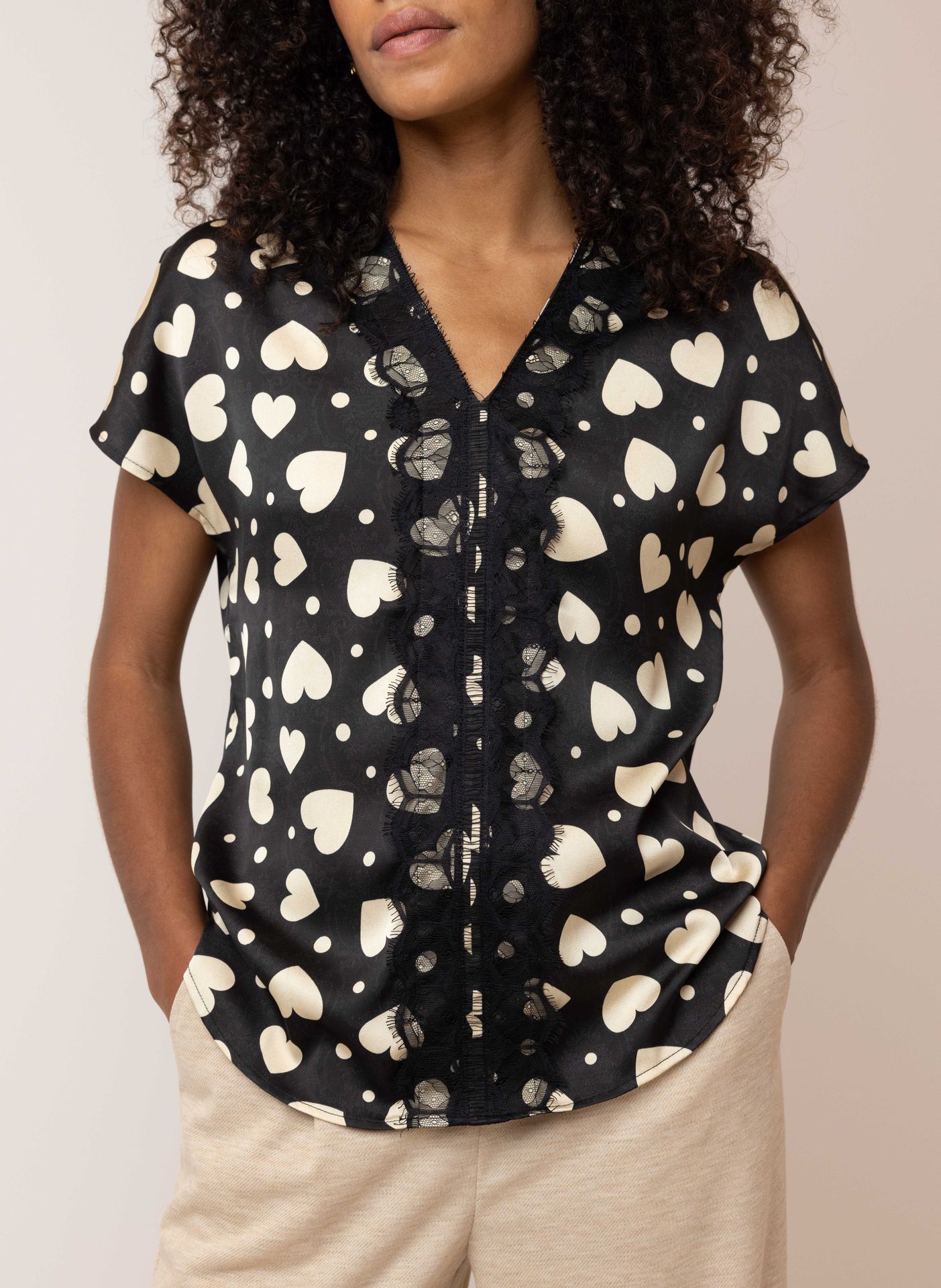 Norah Blouse met hartjes black/ecru 214719-041