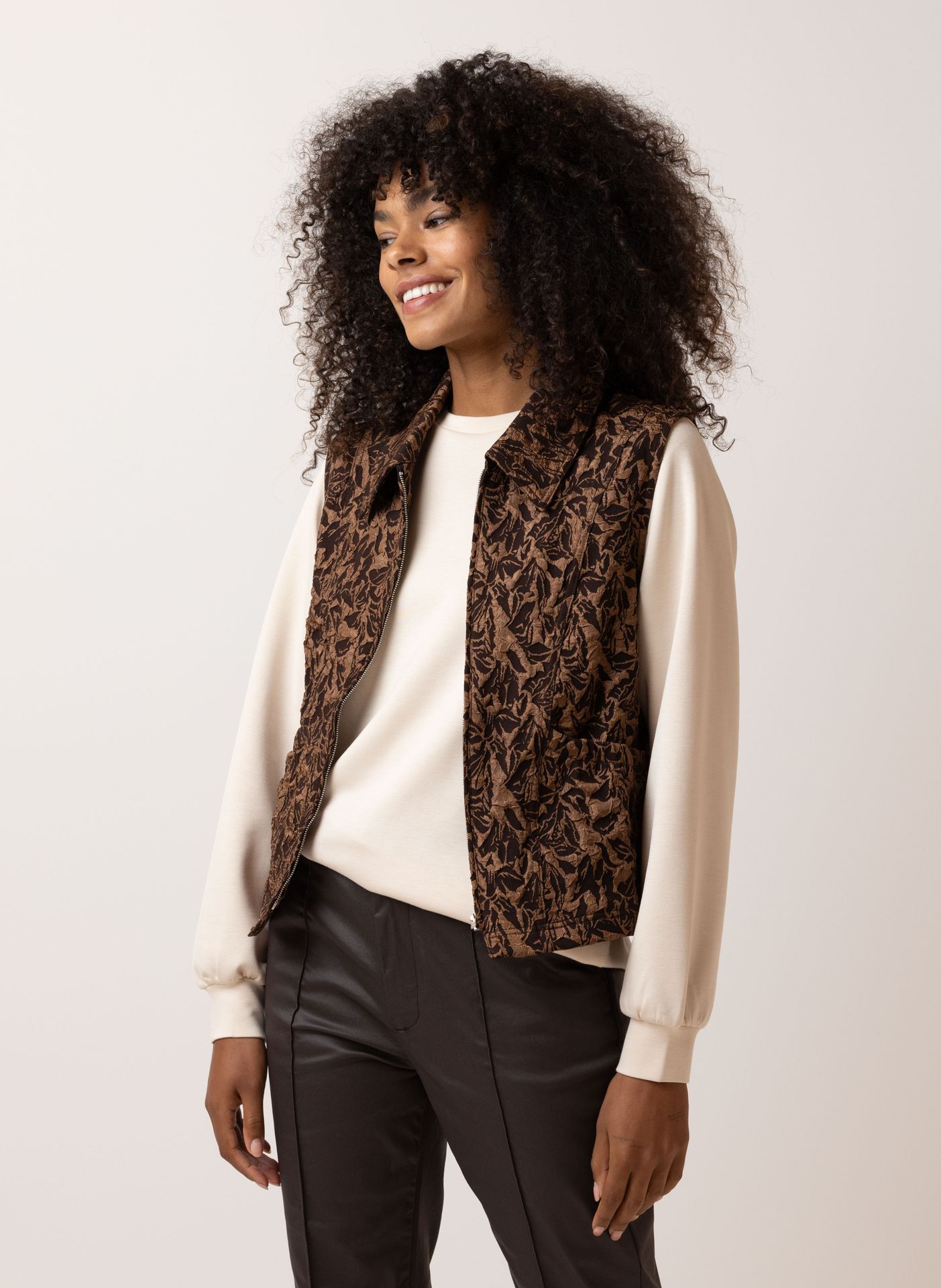 Norah Bruin gilet brown/black 215279-230