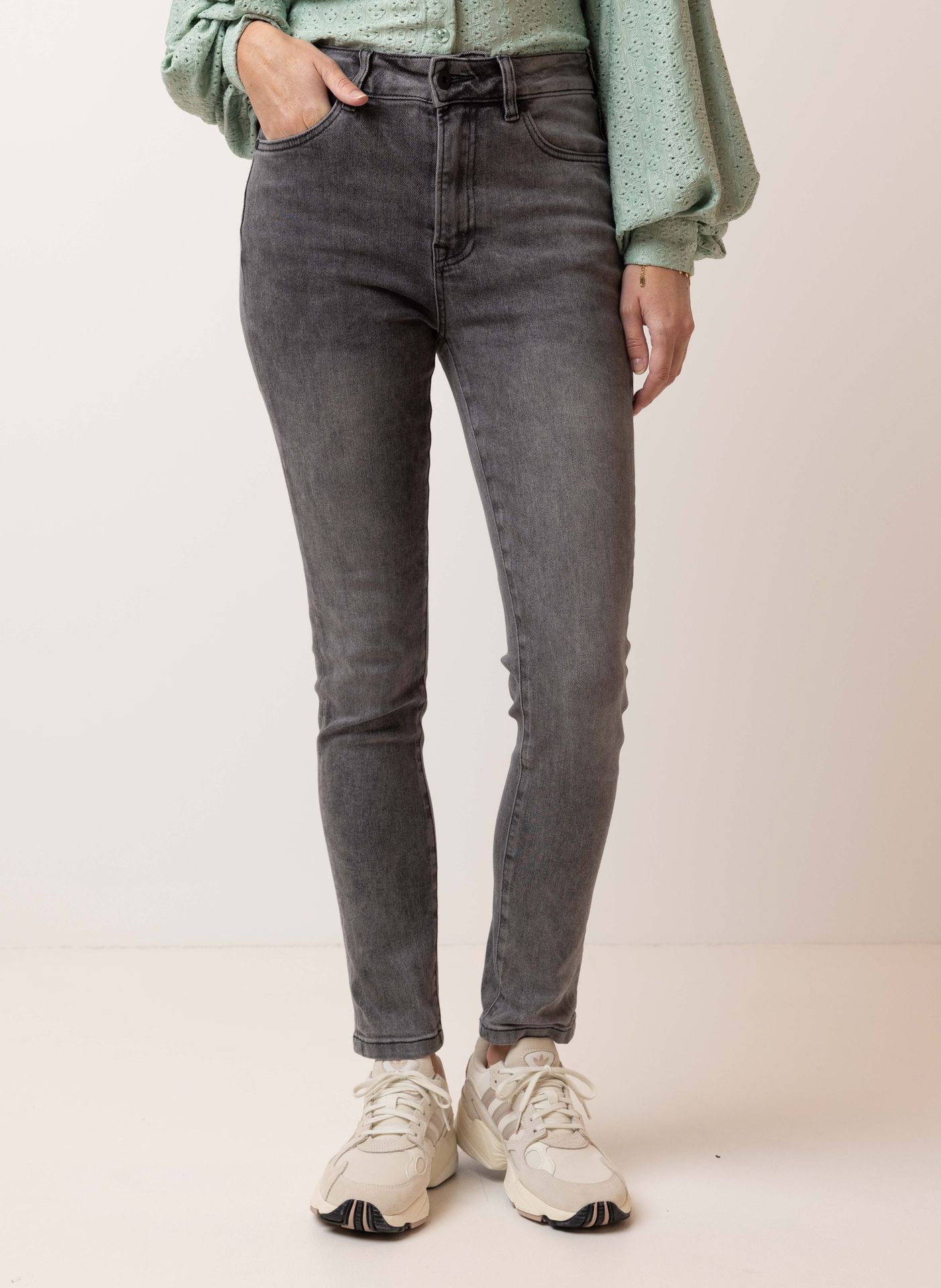 Norah Donkergrijze denim jeans black/grey 215055-040