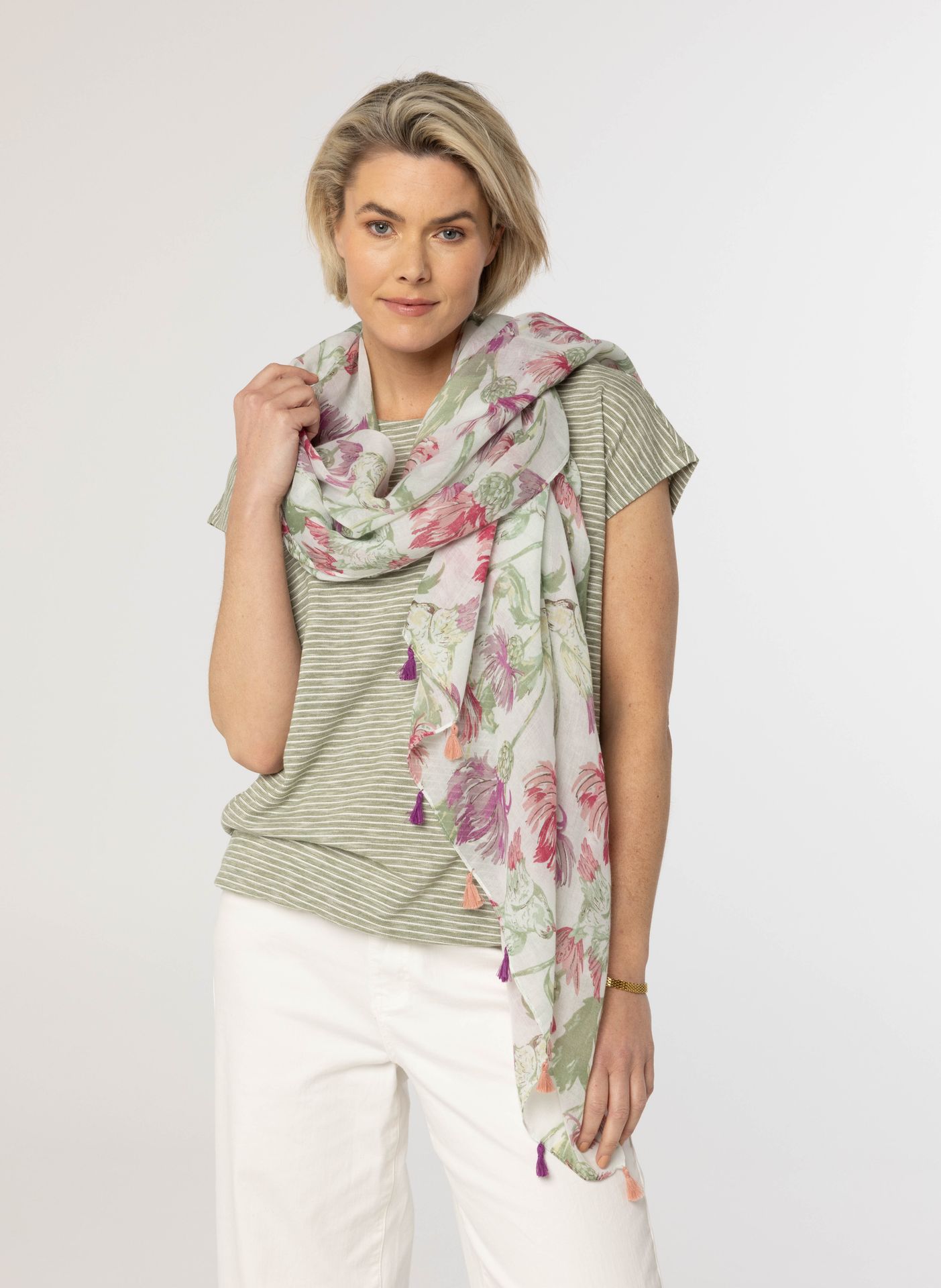 Norah Dunne sjaal met bloemenprint pink multicolor 213594-920