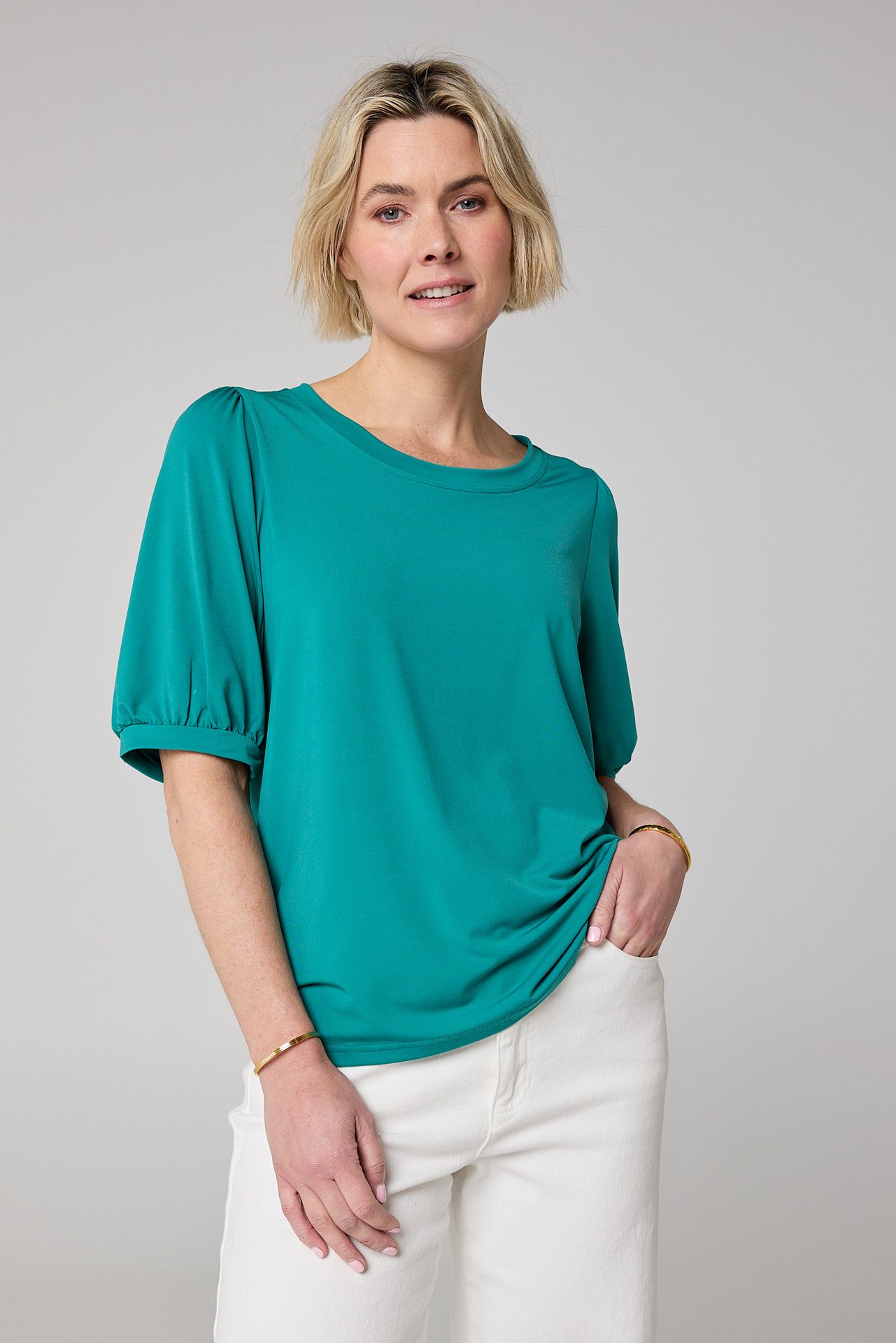 Norah Groen shirt met pofmouwen jade 212851-574