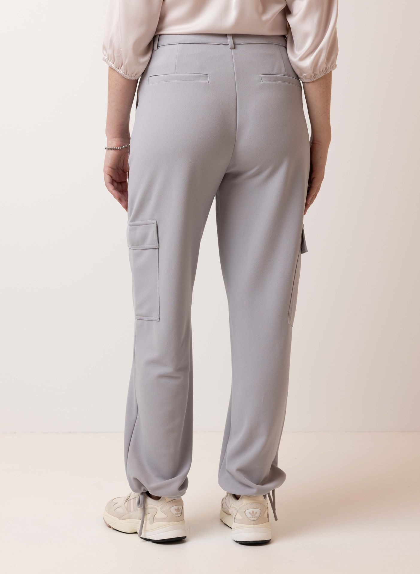 Norah Lichtgrijze cargo broek light grey 214545-051