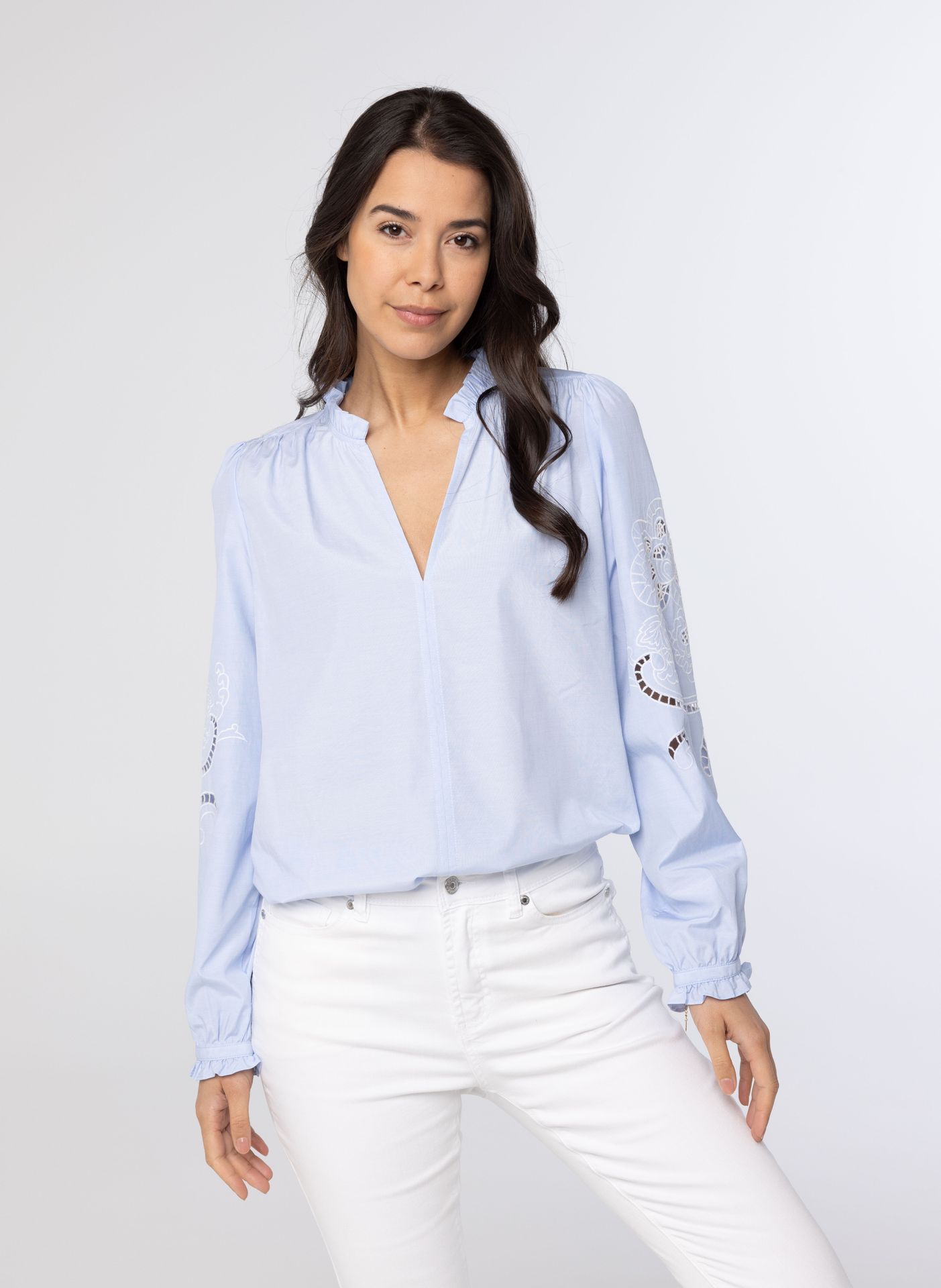 Norah Lichtblauwe blouse met embroidery light blue 213941-401