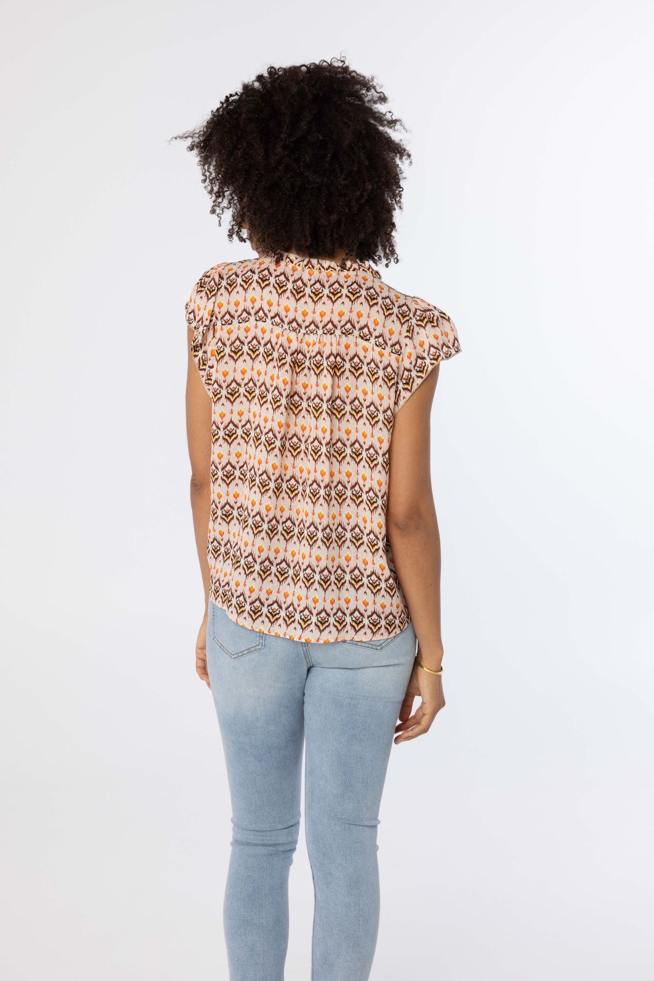 Norah Meerkleurige blouse met korte mouwen ecru multicolor 214062-122
