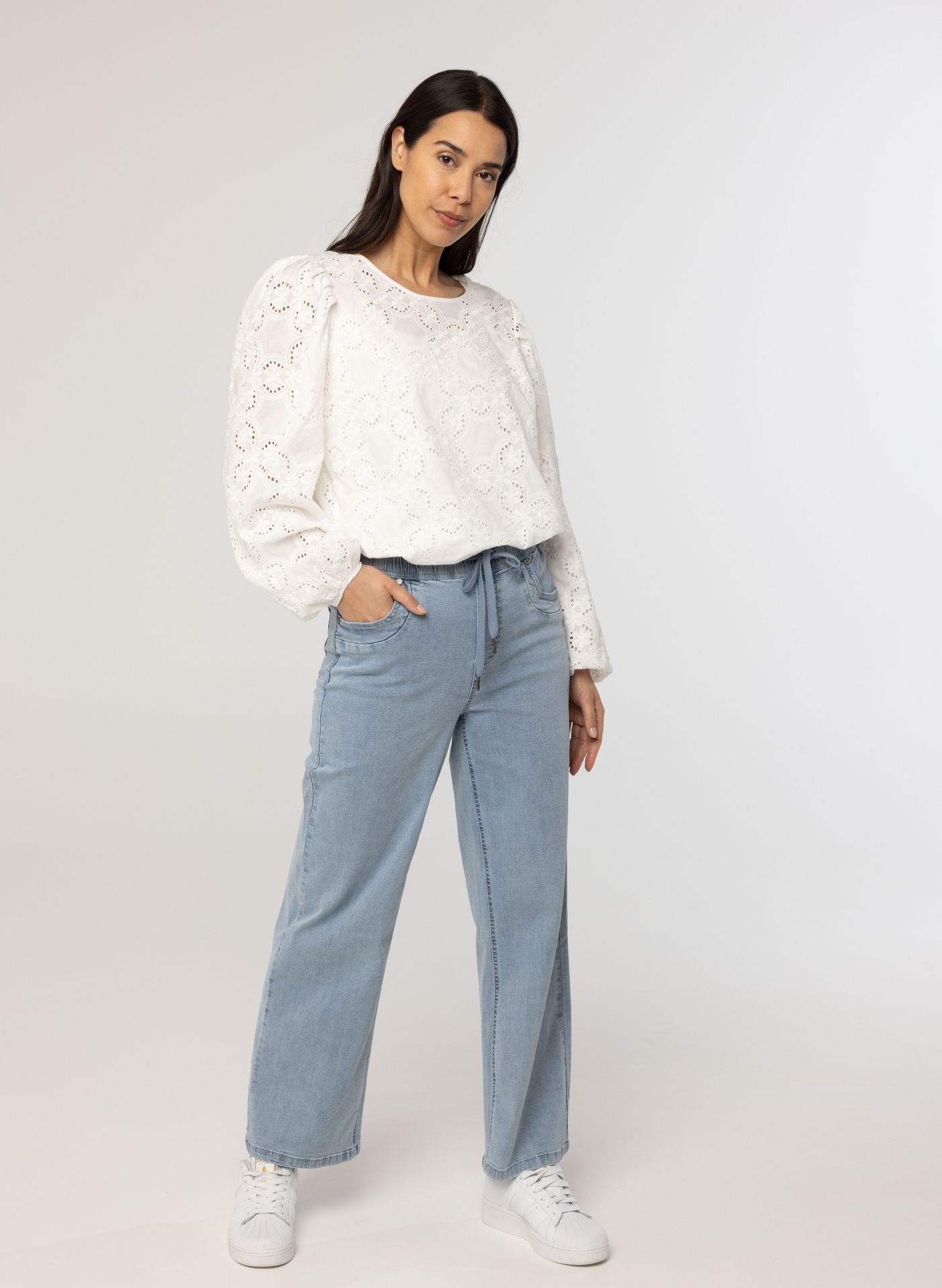 Norah Off white blouse met embroidery off-white 214138-101