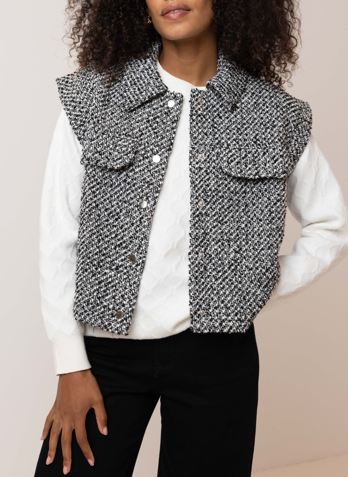 Norah Zwart gilet black/white 215157-031