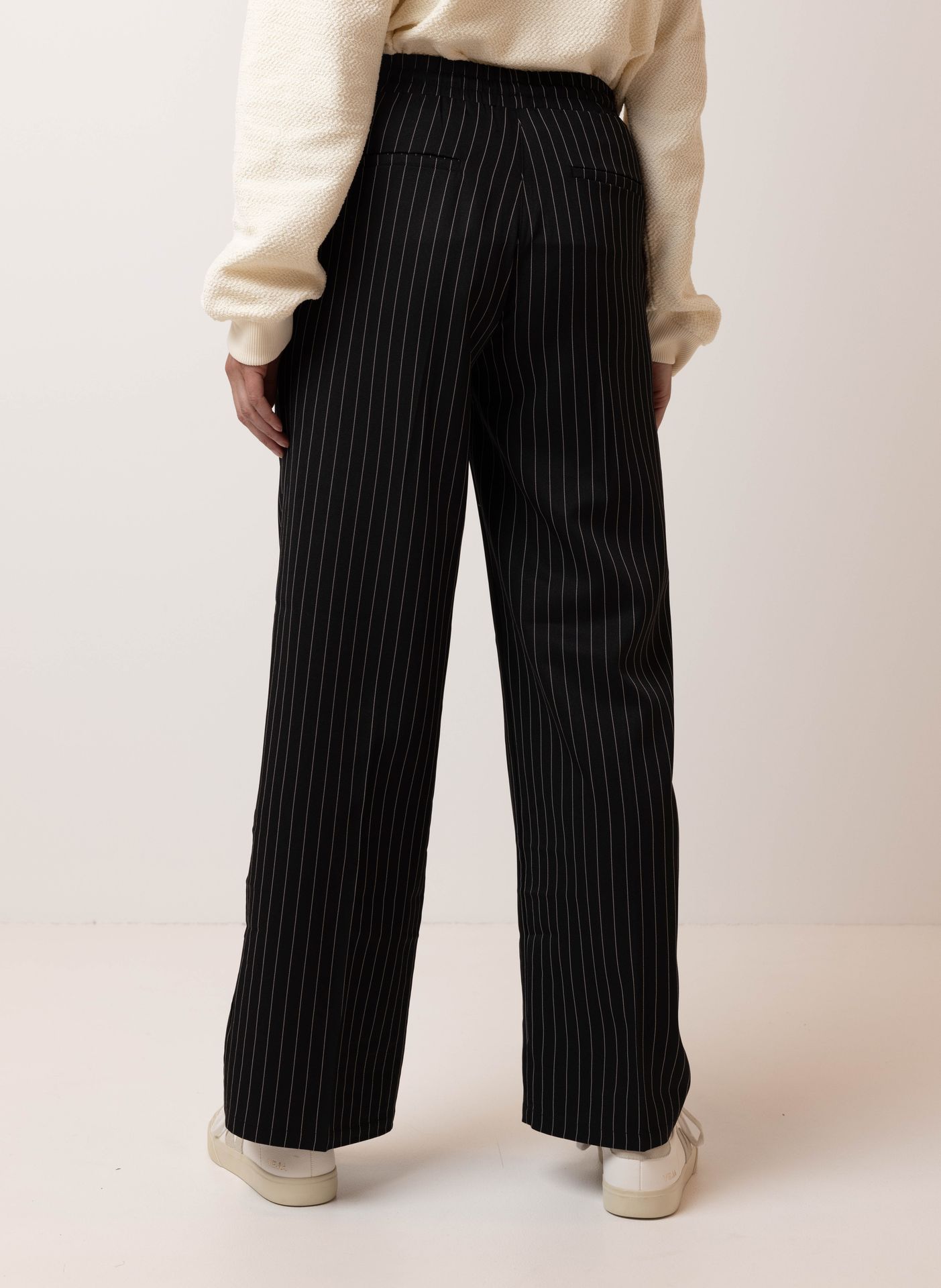 Norah Zwarte pantalon met krijtstreep black/white 214970-031